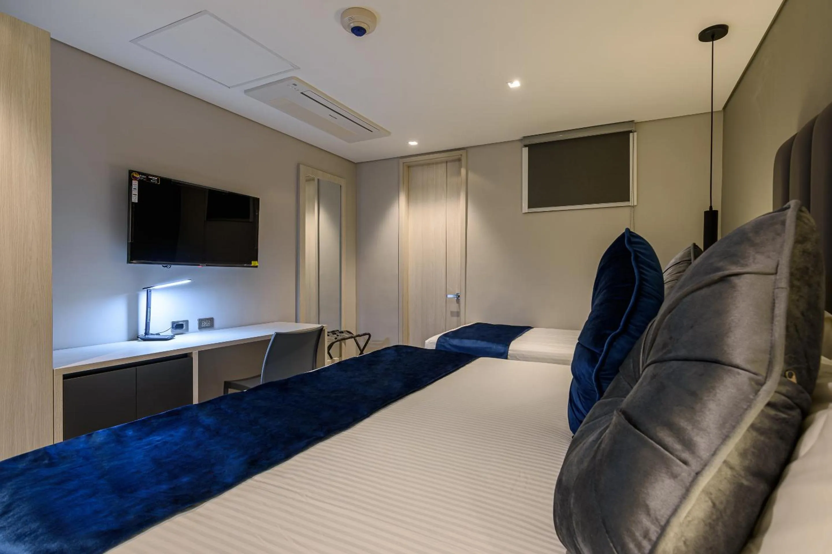 Bedroom in 4 Sur Hotel