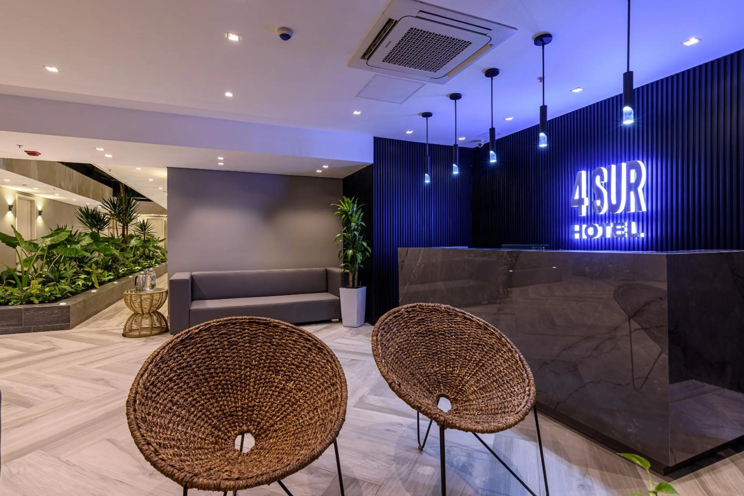 Living room in 4 Sur Hotel