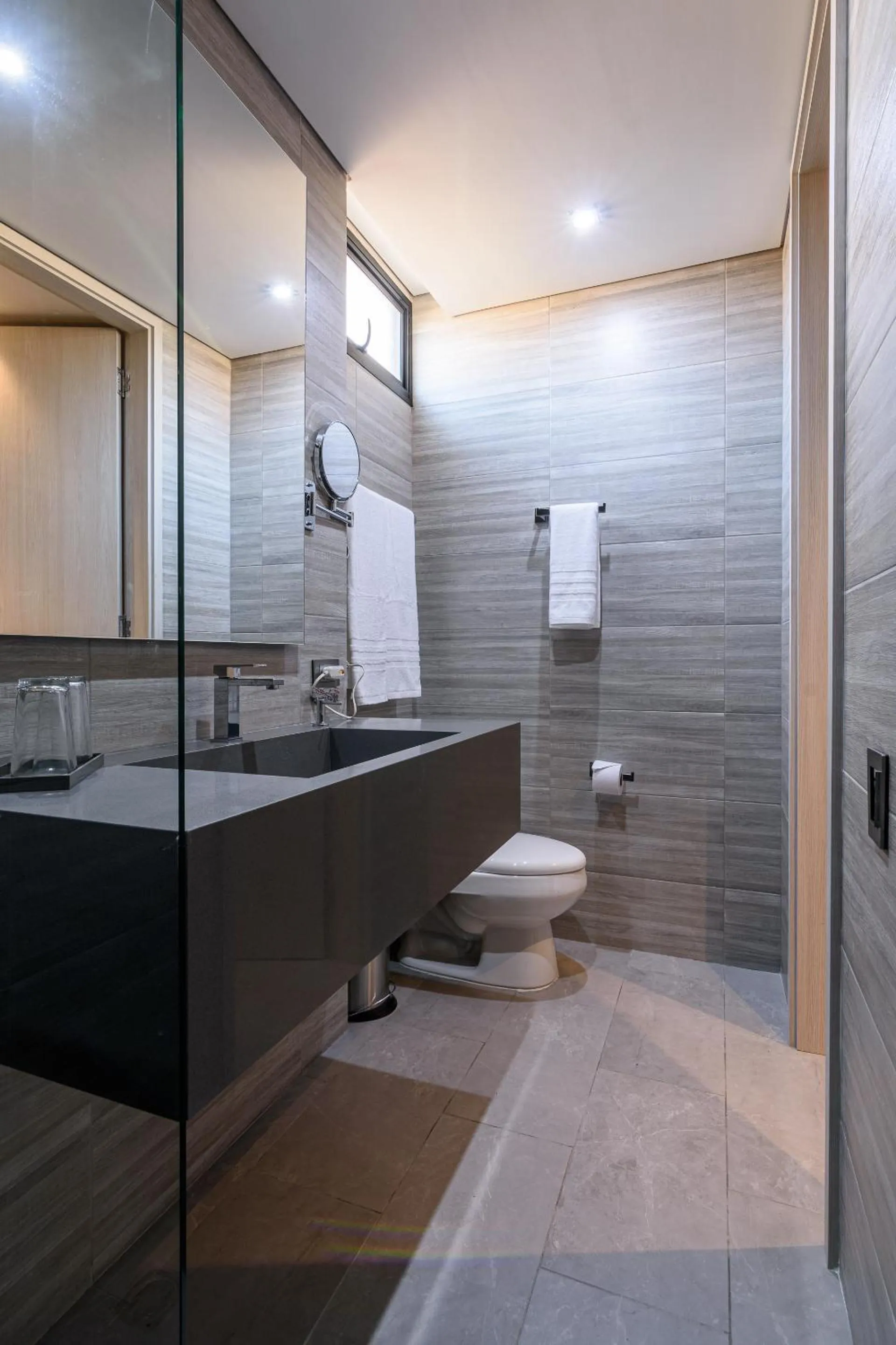 Bathroom in 4 Sur Hotel