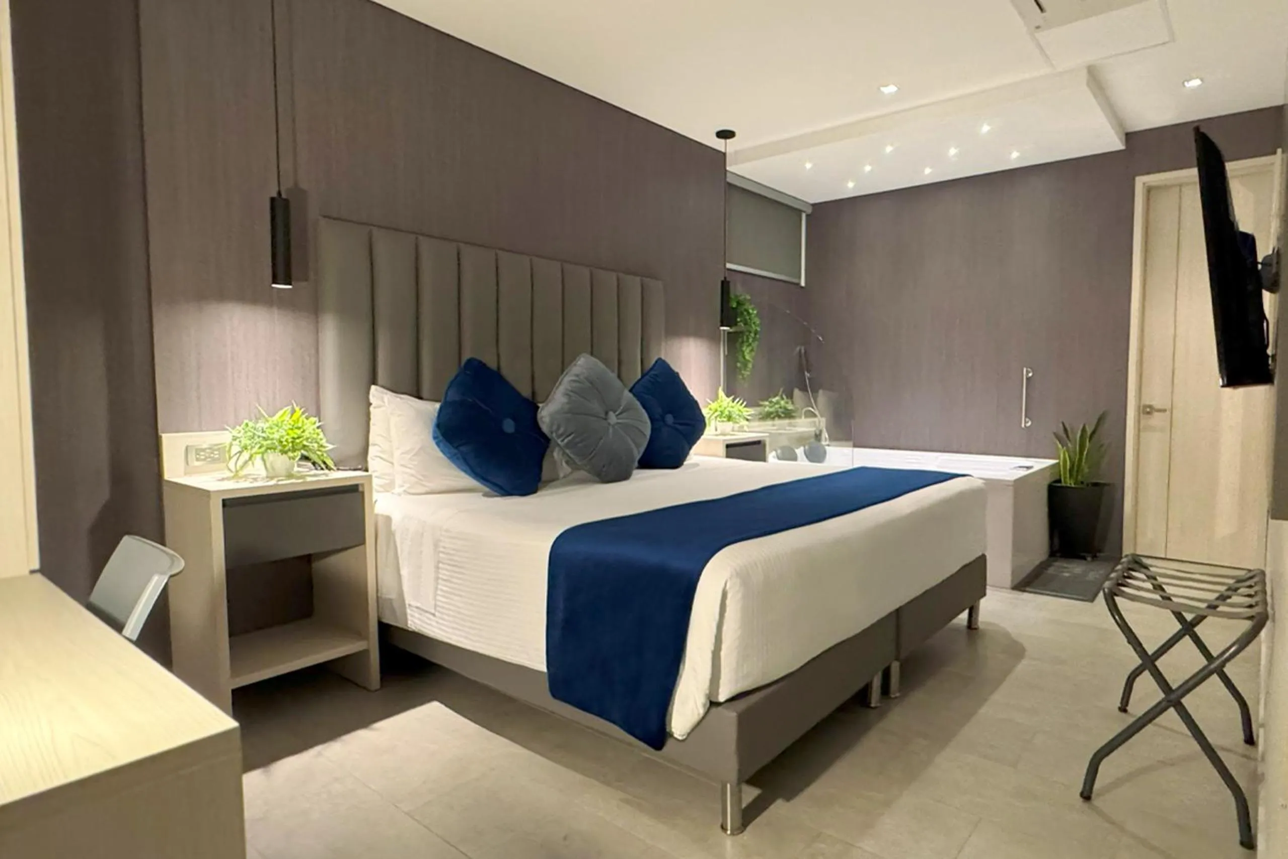 Decorative detail, Bed in 4 Sur Hotel