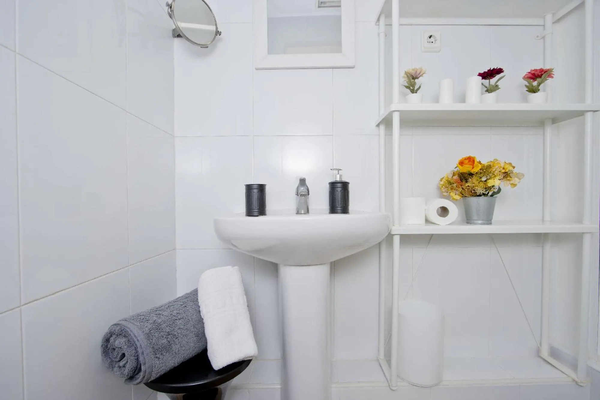 Barcelona City North Hostal