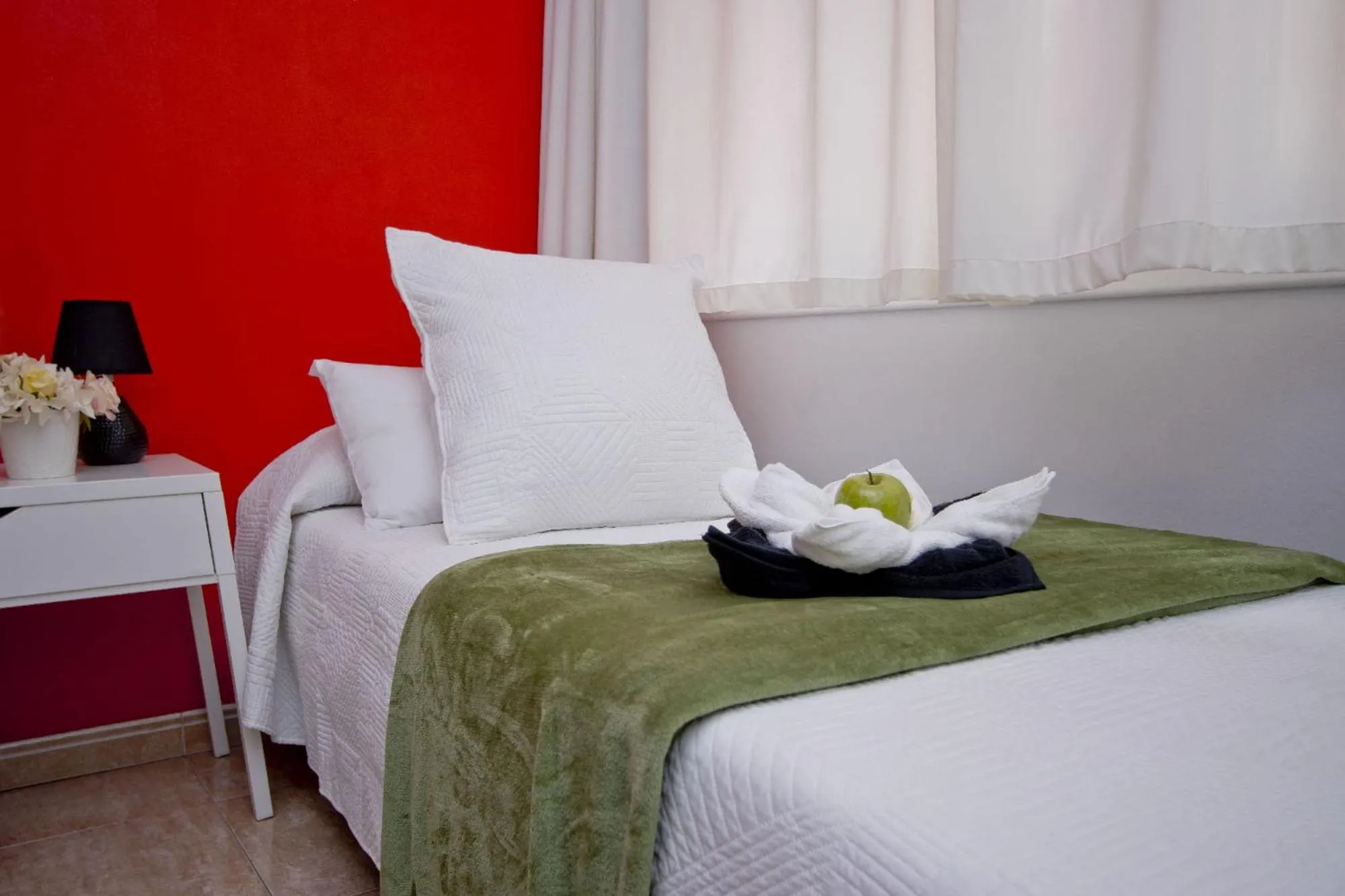 Bed in Barcelona City North Hostal