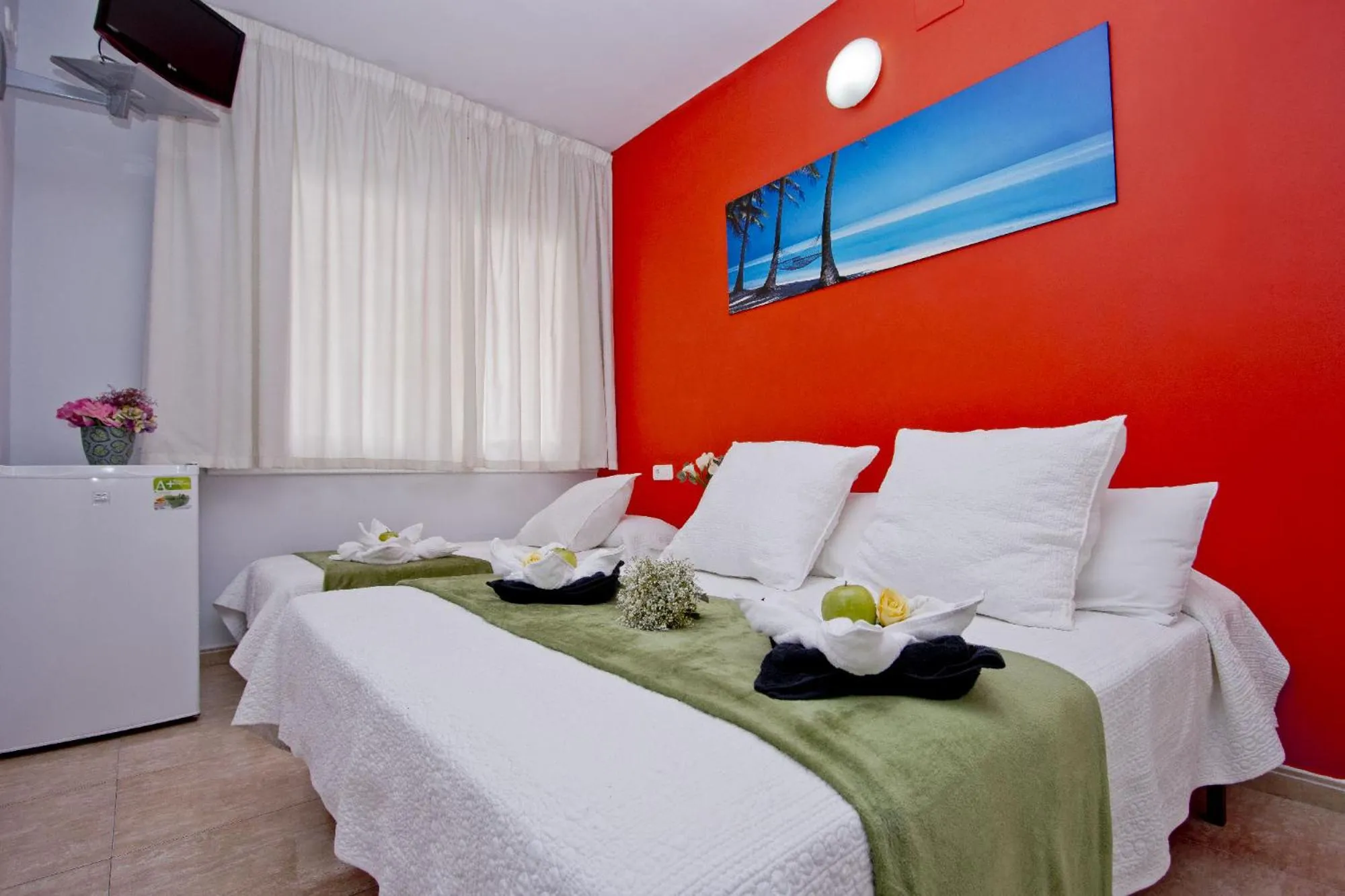 Bed in Barcelona City North Hostal