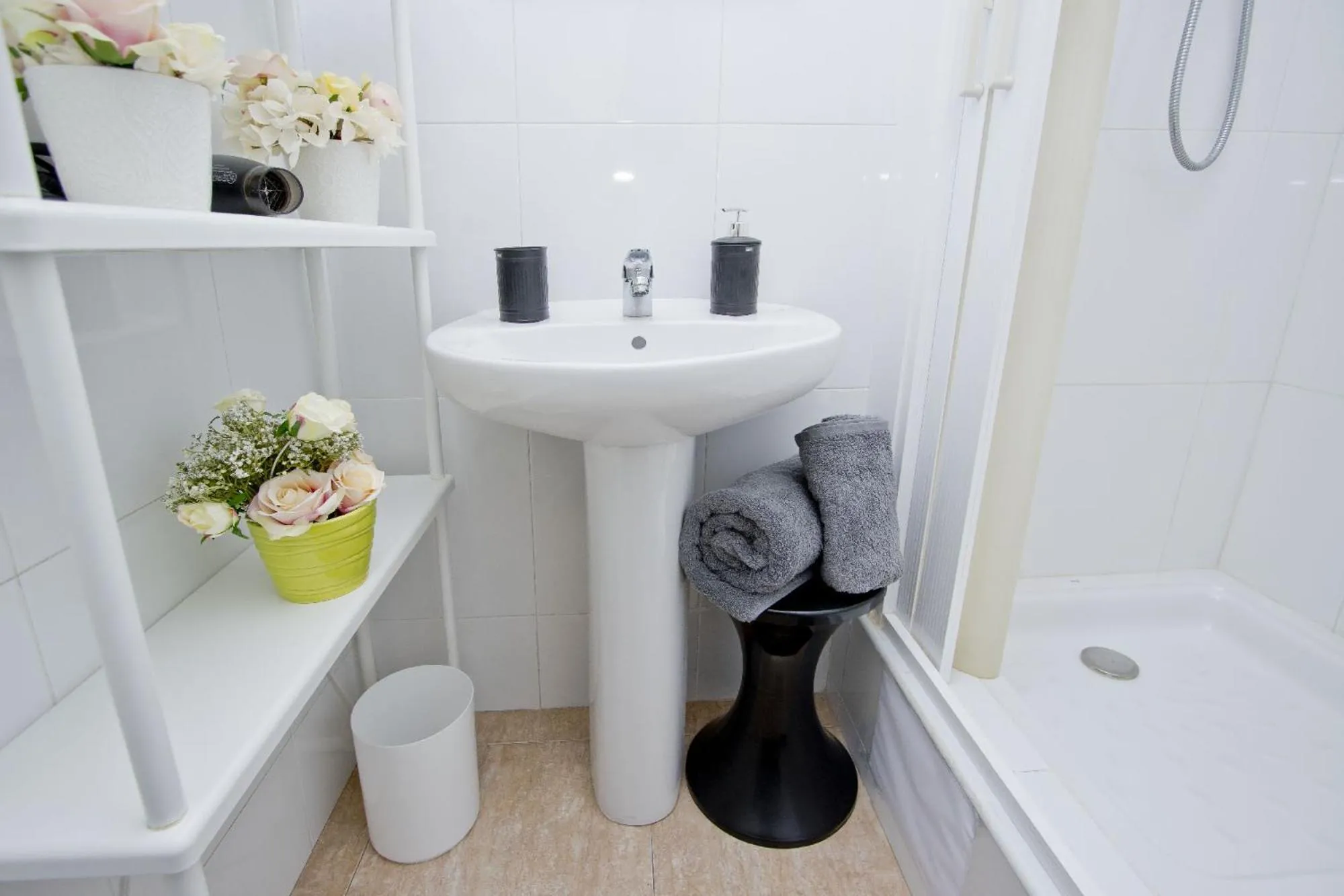 Barcelona City North Hostal