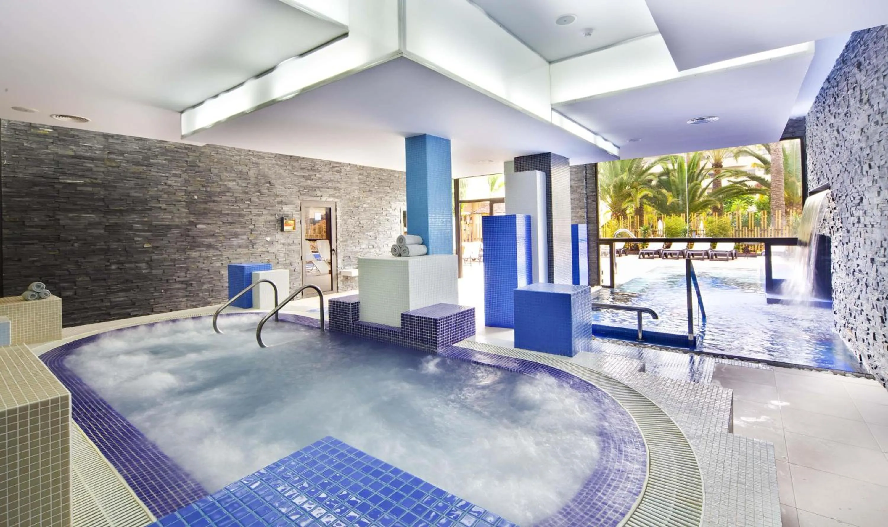 Spa and wellness centre/facilities in Barceló Corralejo Bay - Adults Only