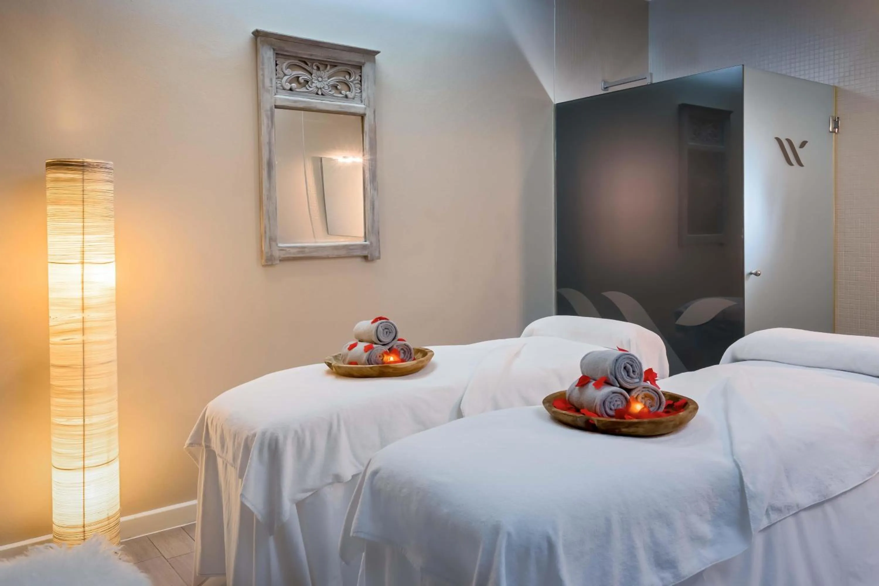 Spa and wellness centre/facilities, Bed in Barceló Corralejo Bay - Adults Only