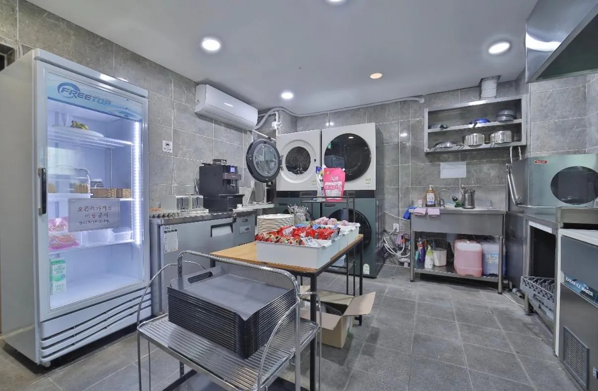 Kitchen or kitchenette in Hotel Torang Jeonju