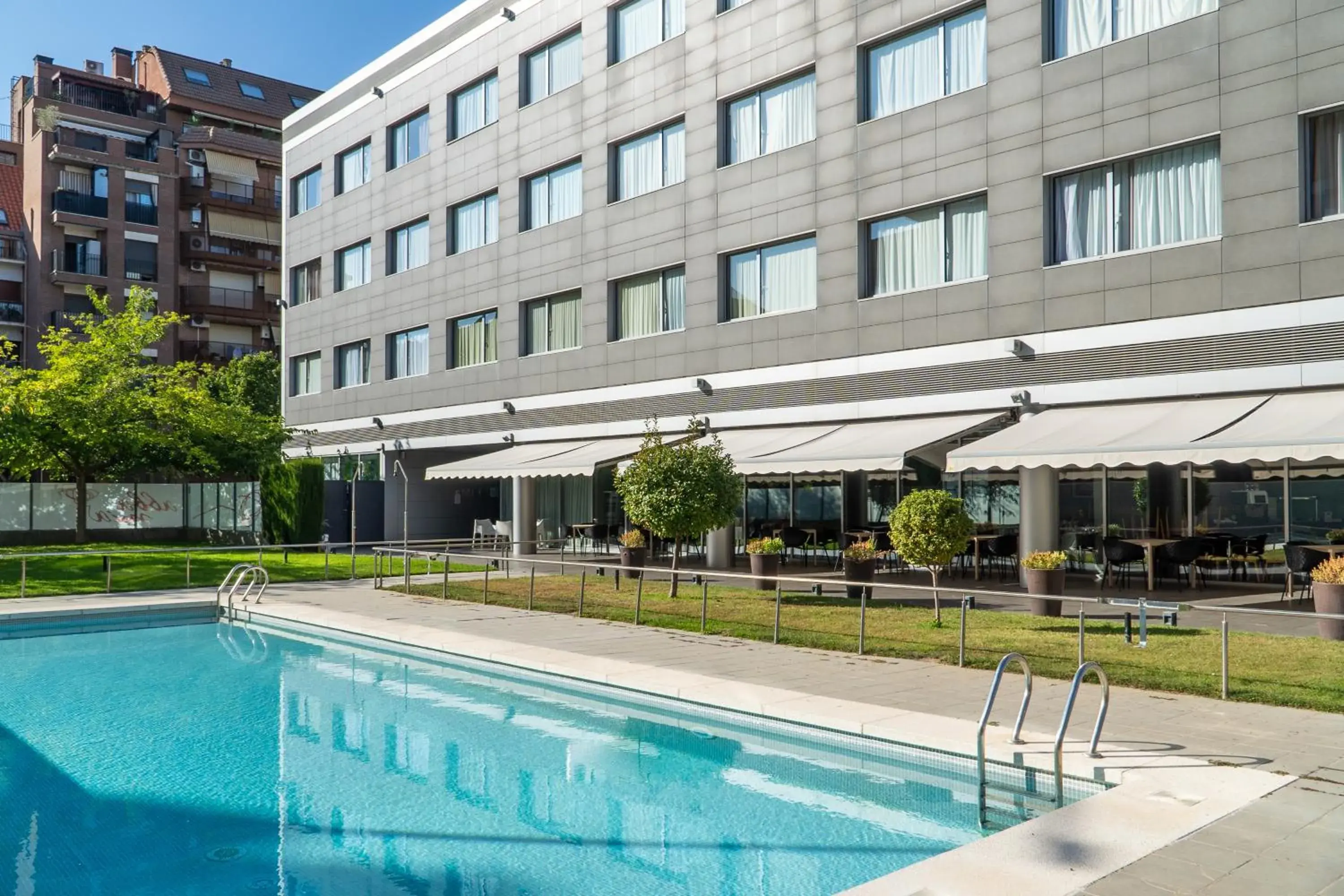 Swimming pool in Abba Huesca Swimming pool in Abba Huesca