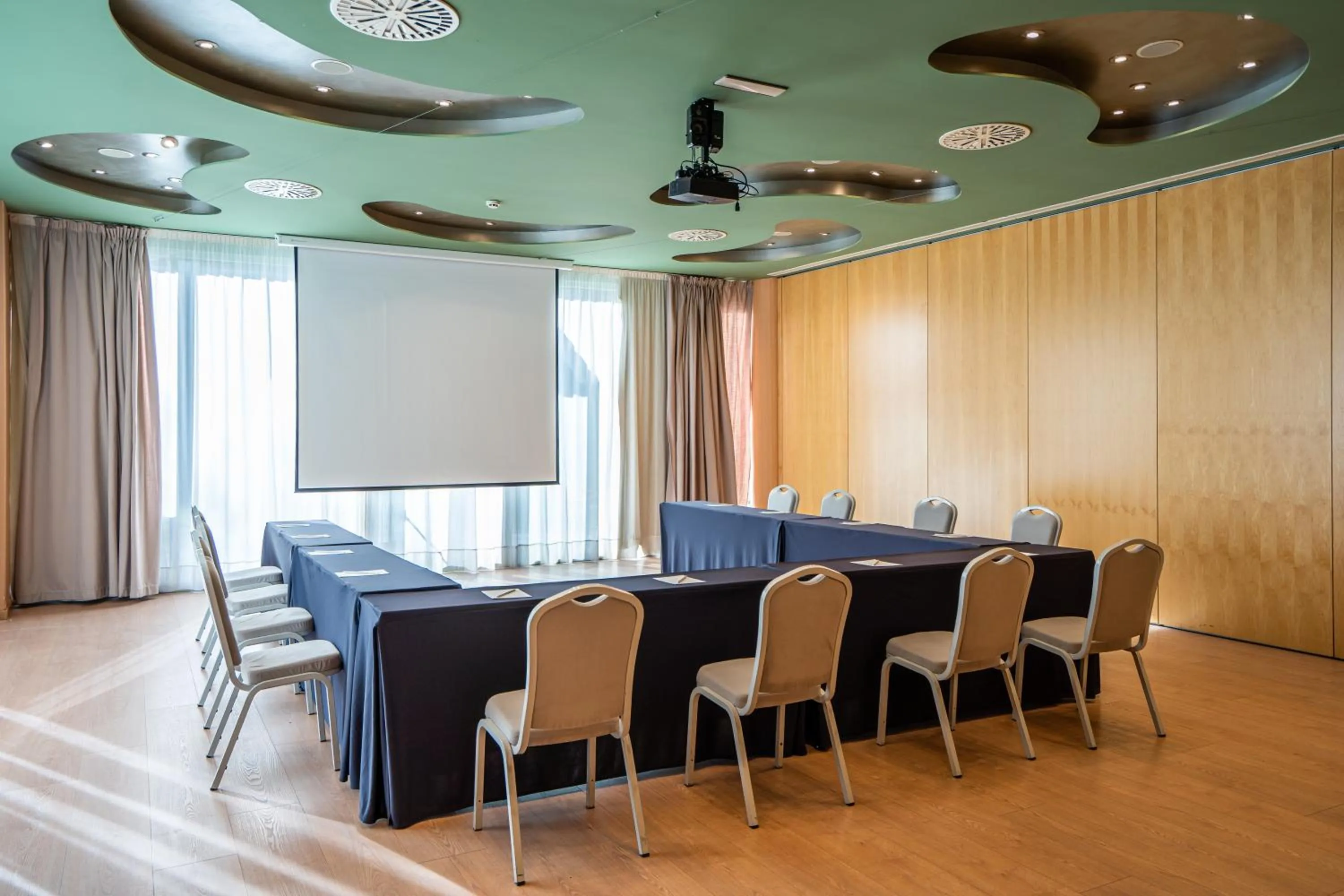 Meeting/conference room in Abba Huesca