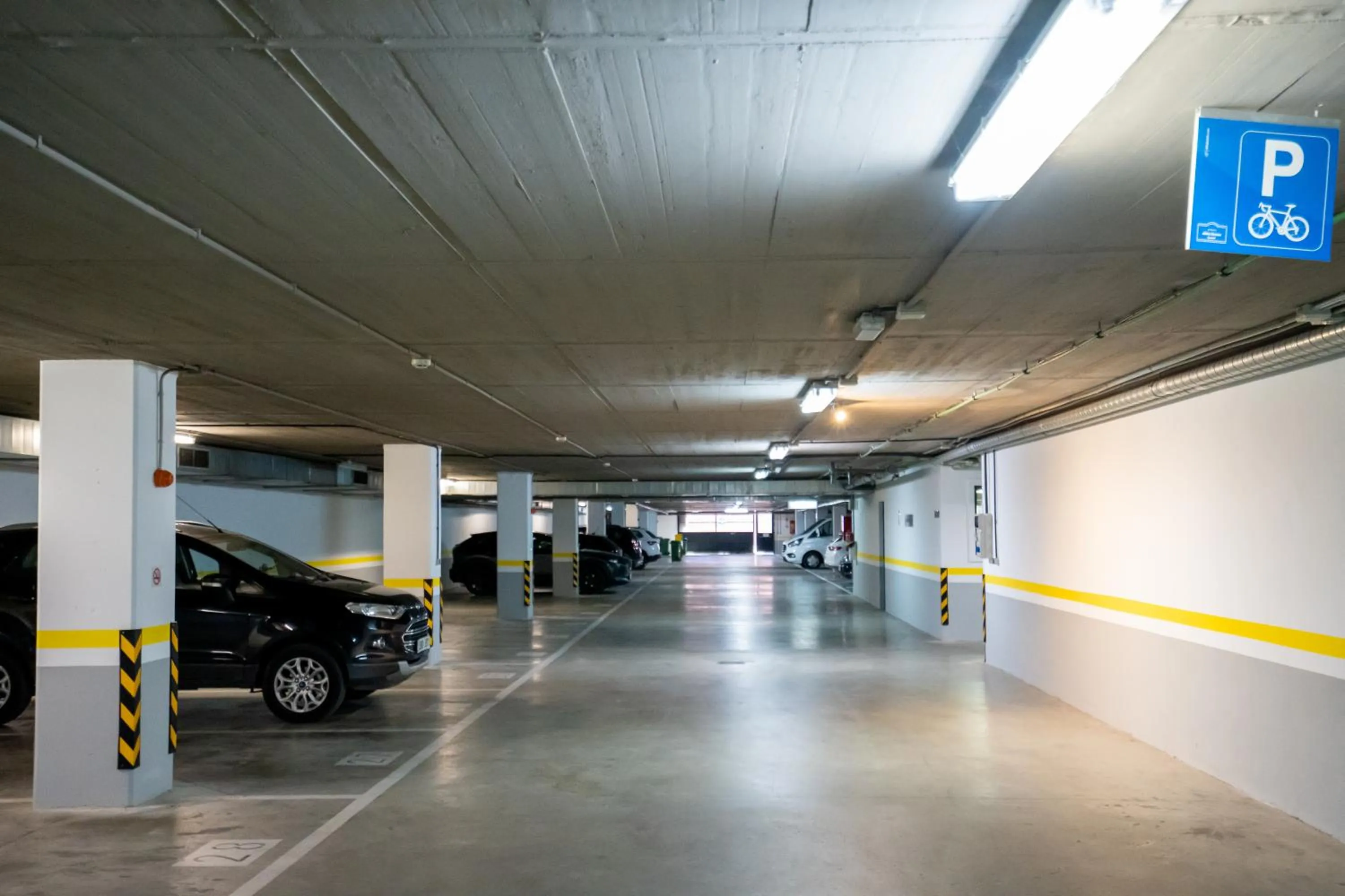 Parking in Abba Huesca