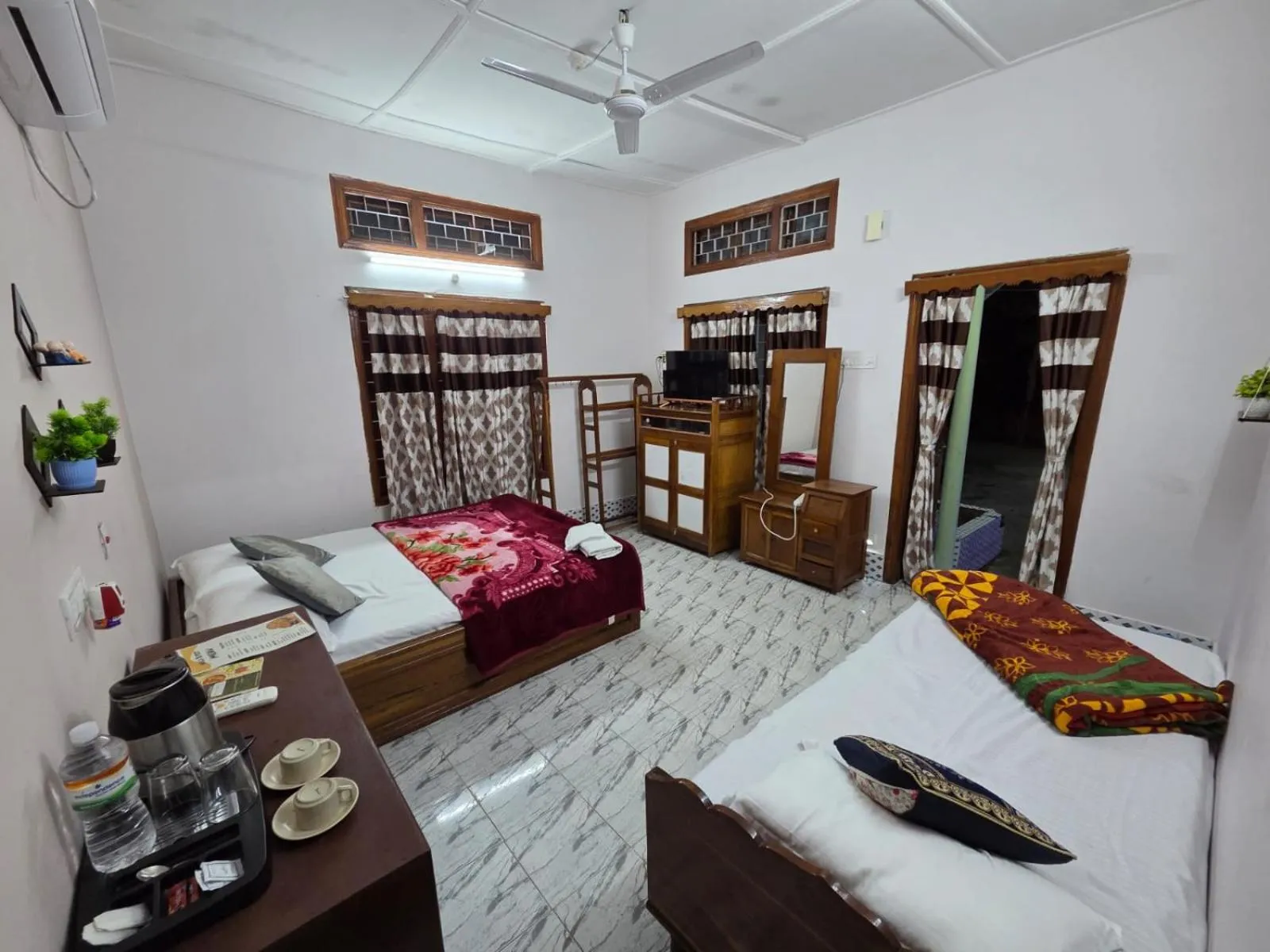 Bed in Green Reed Resort By Meenakshi, Kaziranga