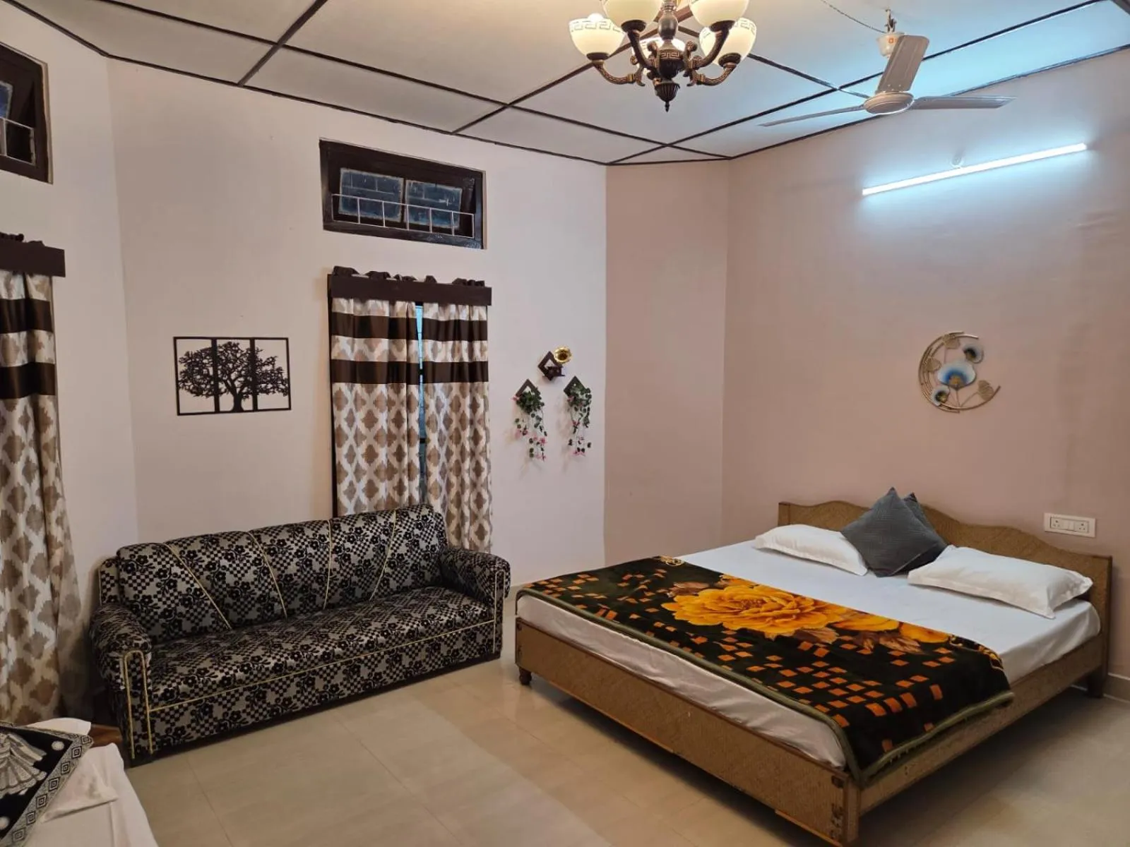 Bed in Green Reed Resort By Meenakshi, Kaziranga