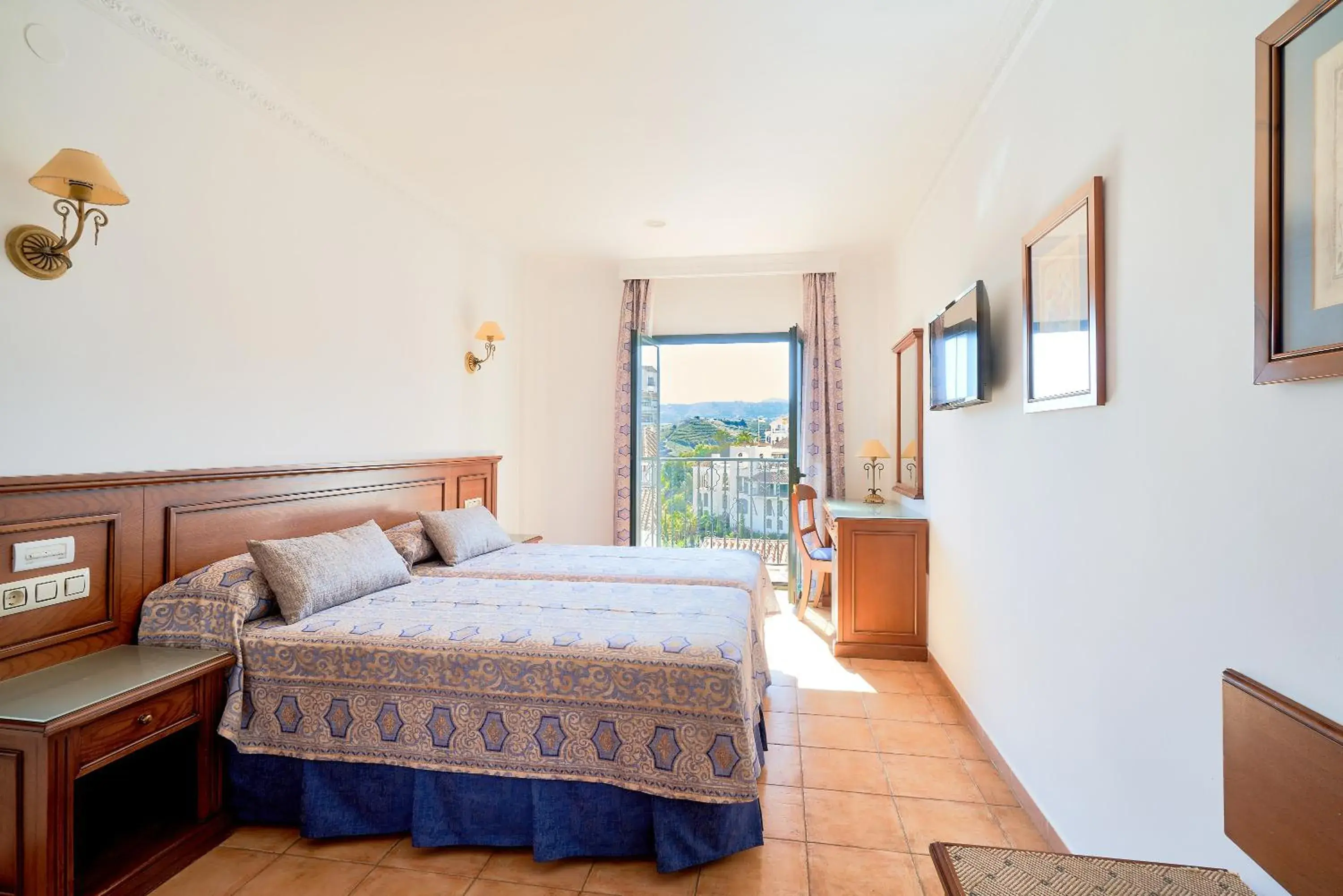 Photo of the whole room, Bed in Hotel Villa Frigiliana Photo of the whole room, Bed in Hotel Villa Frigiliana