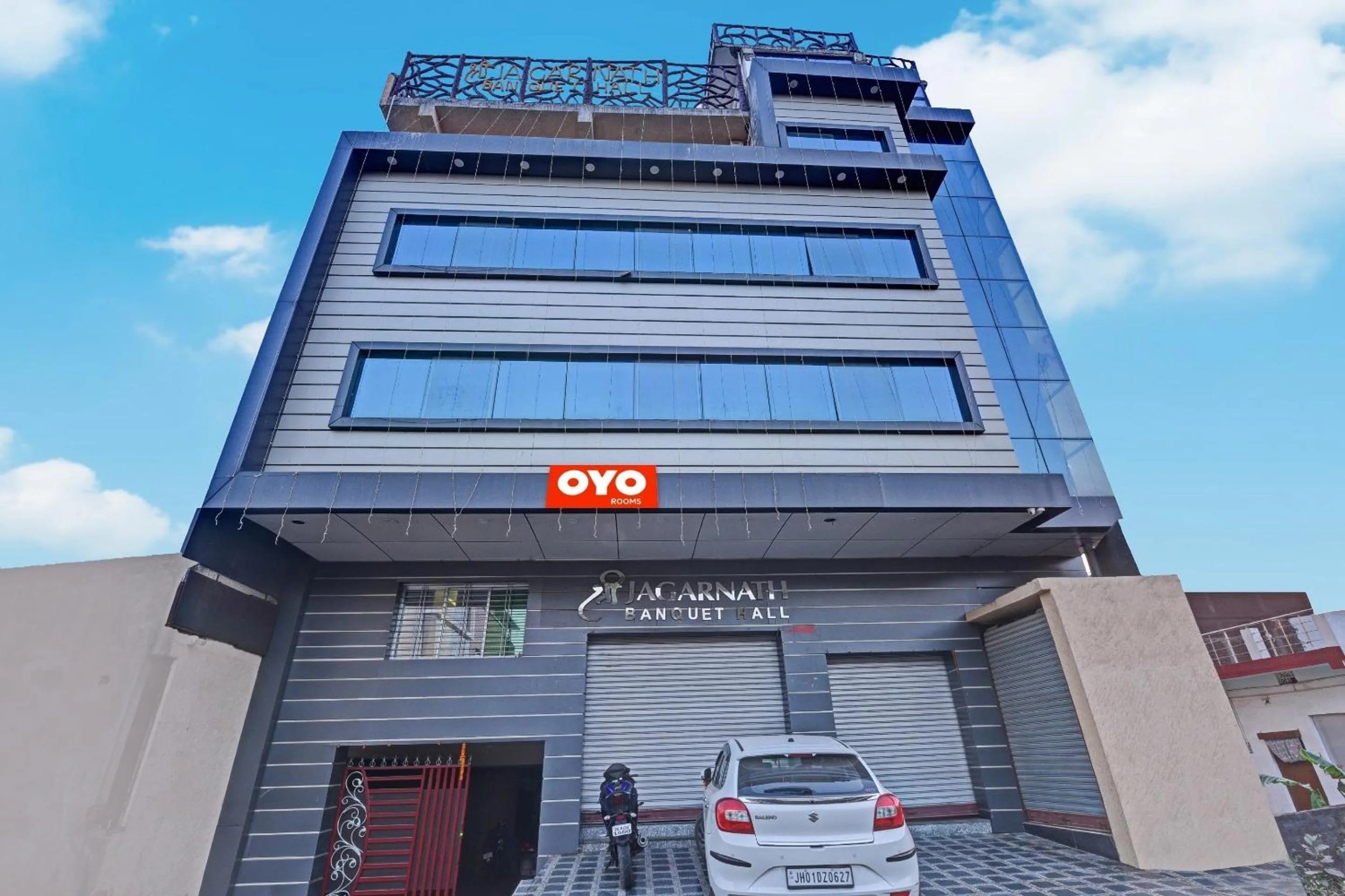 Facade/entrance in Hotel O SRI JAGARNATH BANQUET & HOTEL