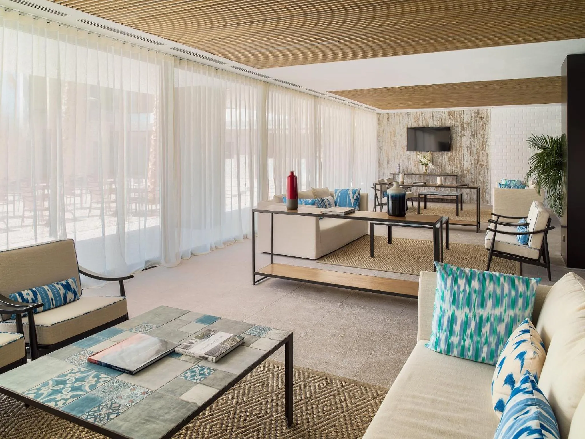 Lobby or reception in H10 Casa del Mar