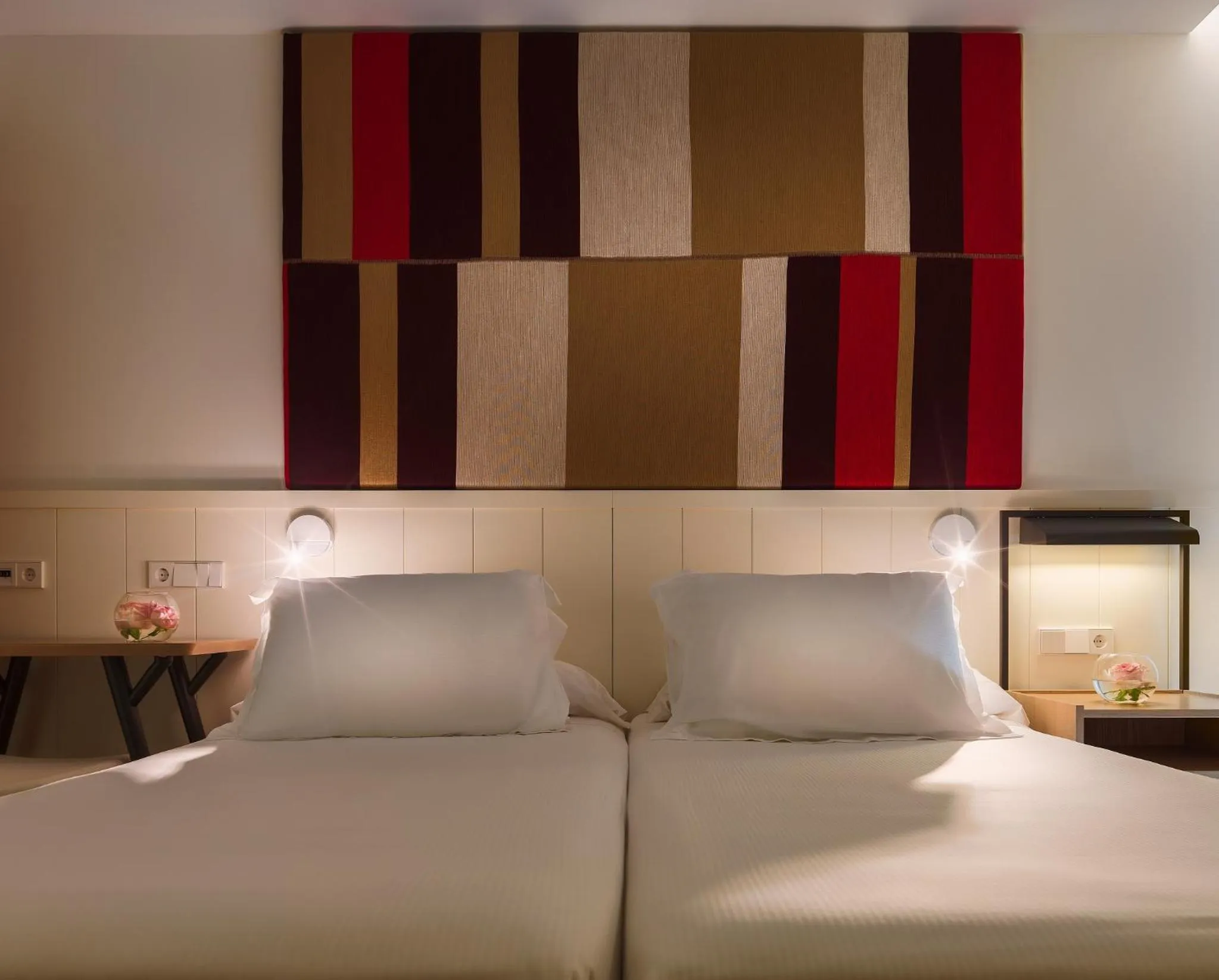 Bedroom, Bed in H10 Casa del Mar