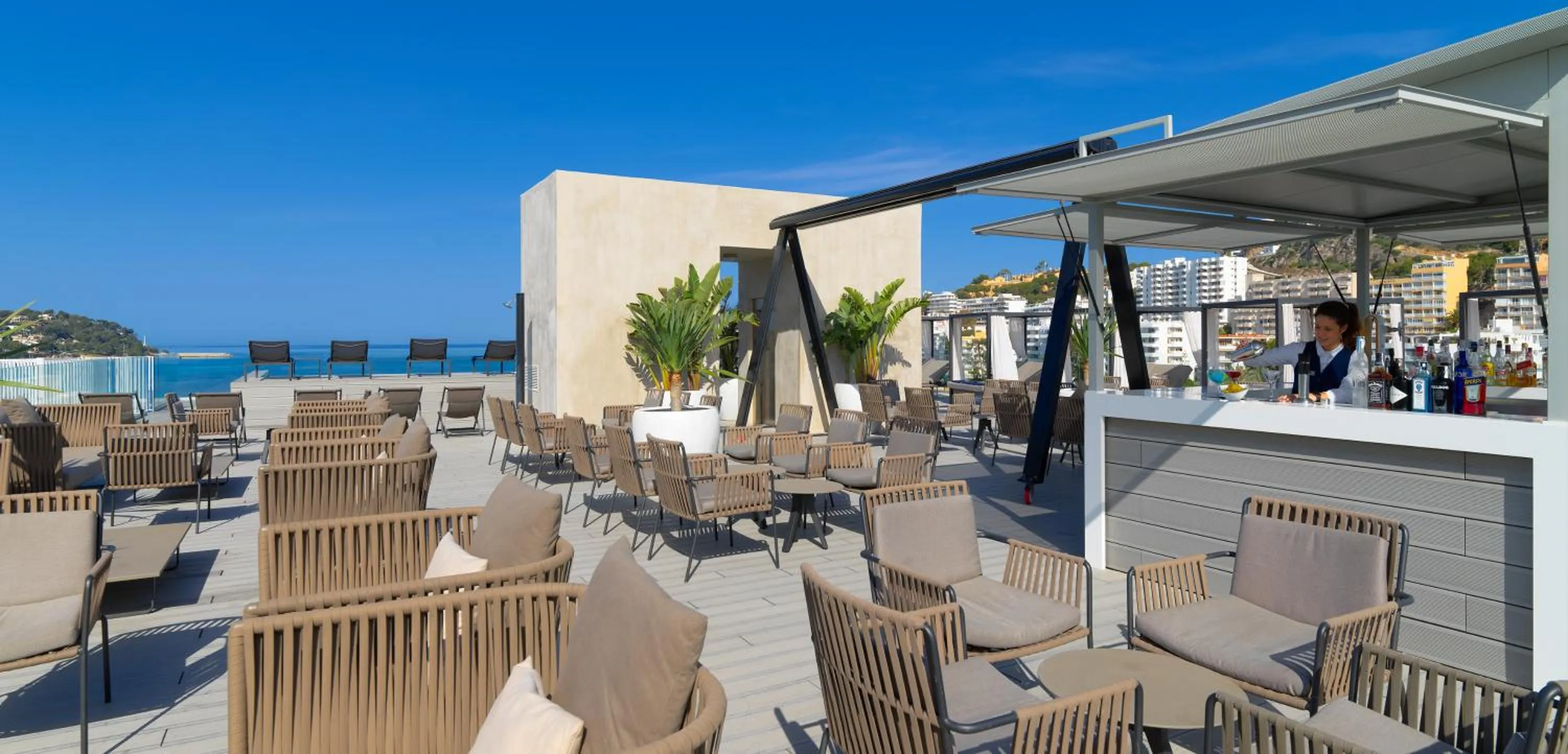 Area and facilities in H10 Casa del Mar