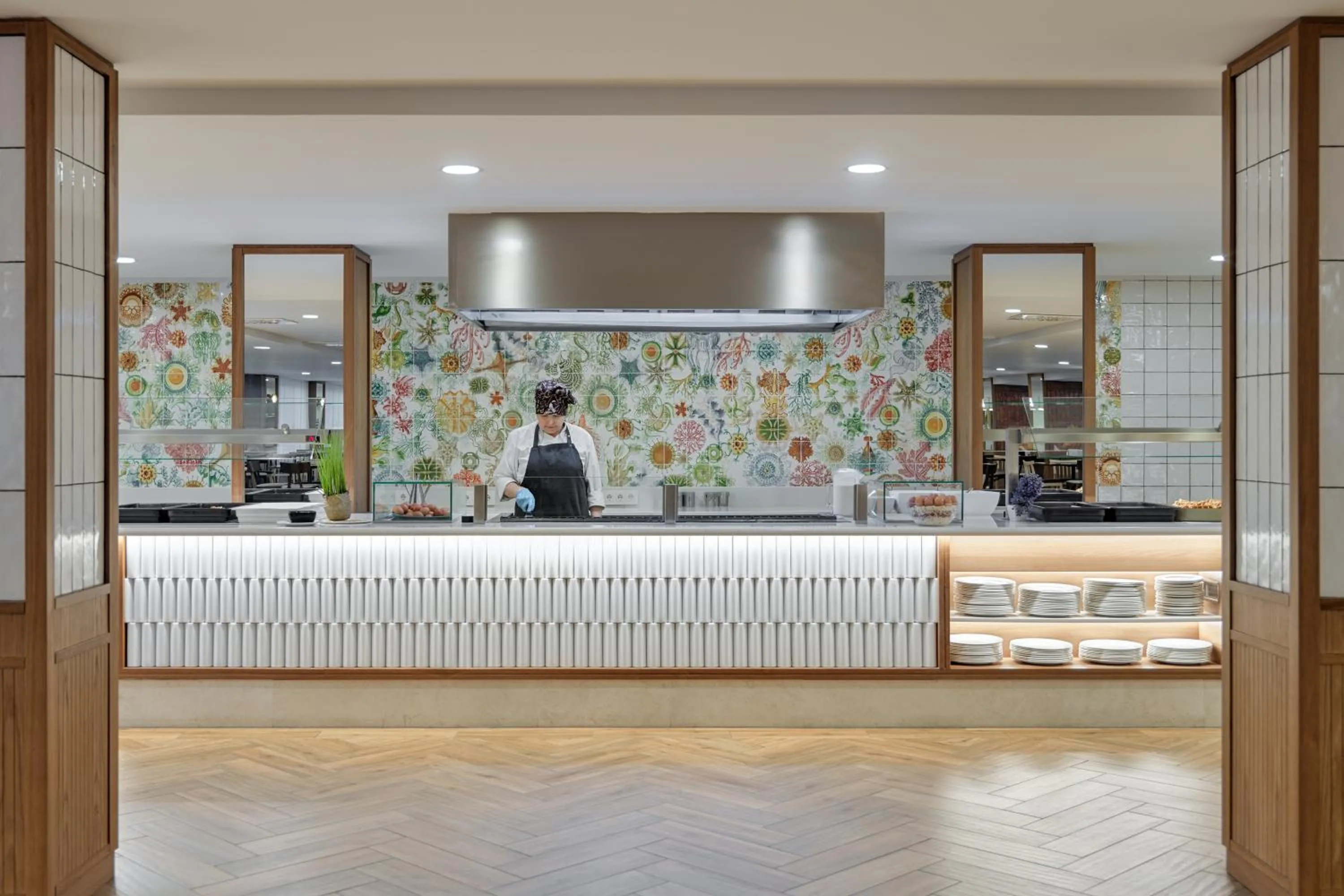 Restaurant/places to eat in H10 Casa del Mar