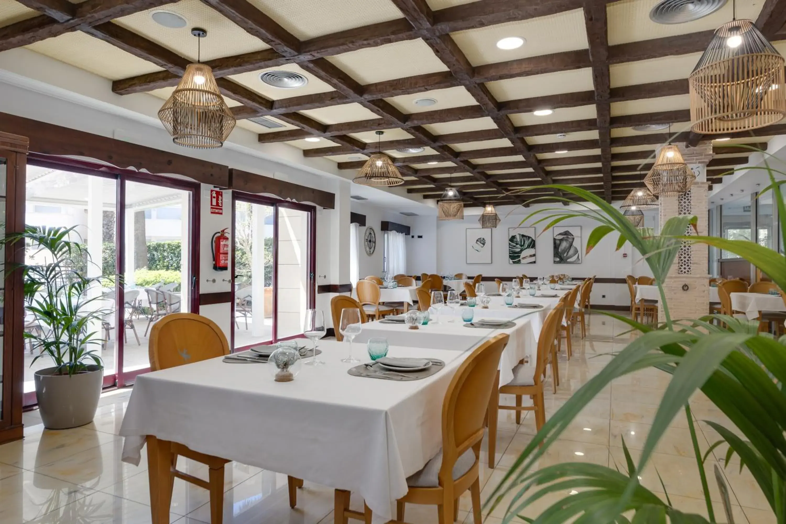 Restaurant/places to eat in Daniya Denia Spa & Business 4* Restaurant/places to eat in Daniya Denia Spa & Business 4*