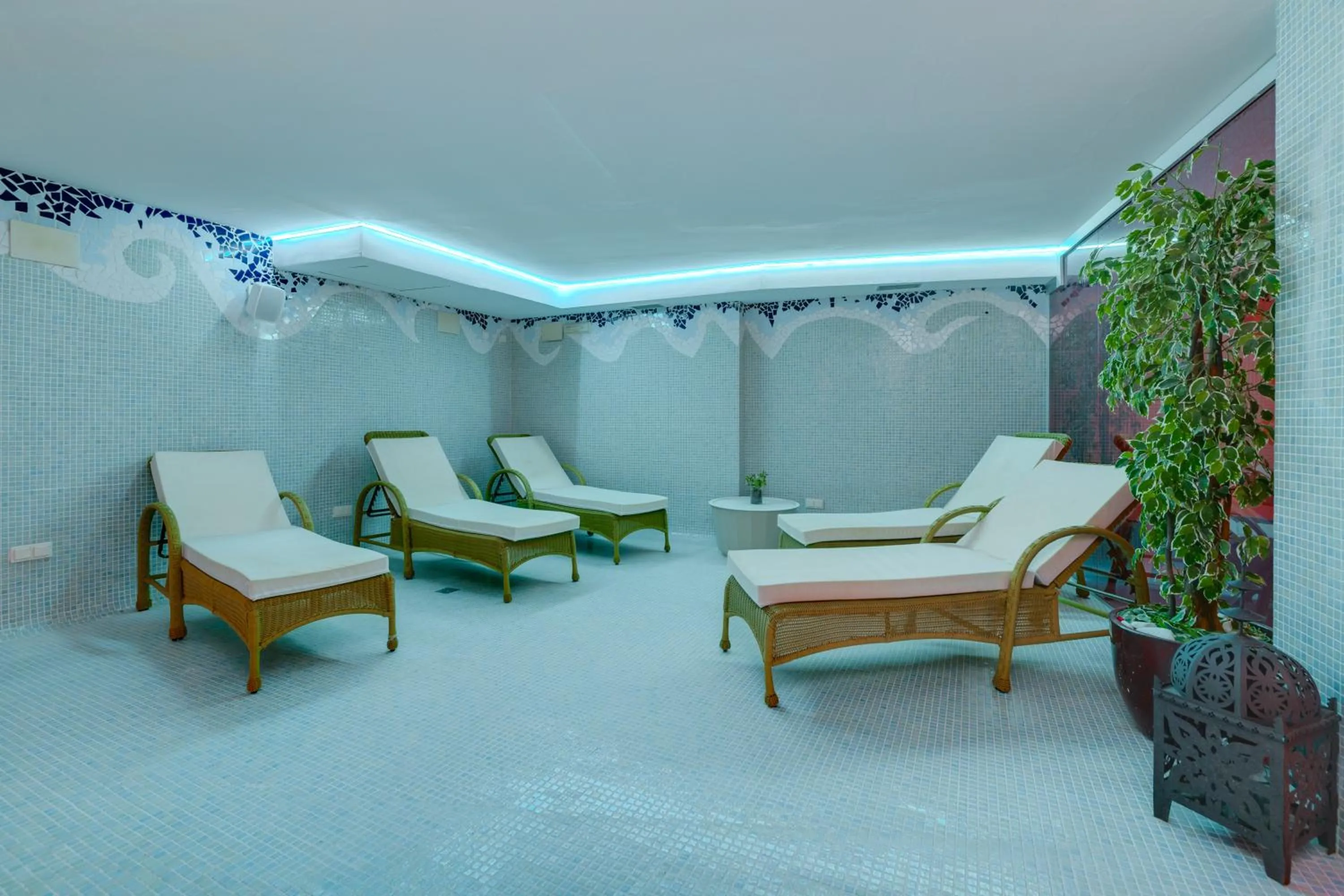 Spa and wellness centre/facilities in Daniya Denia Spa & Business 4*