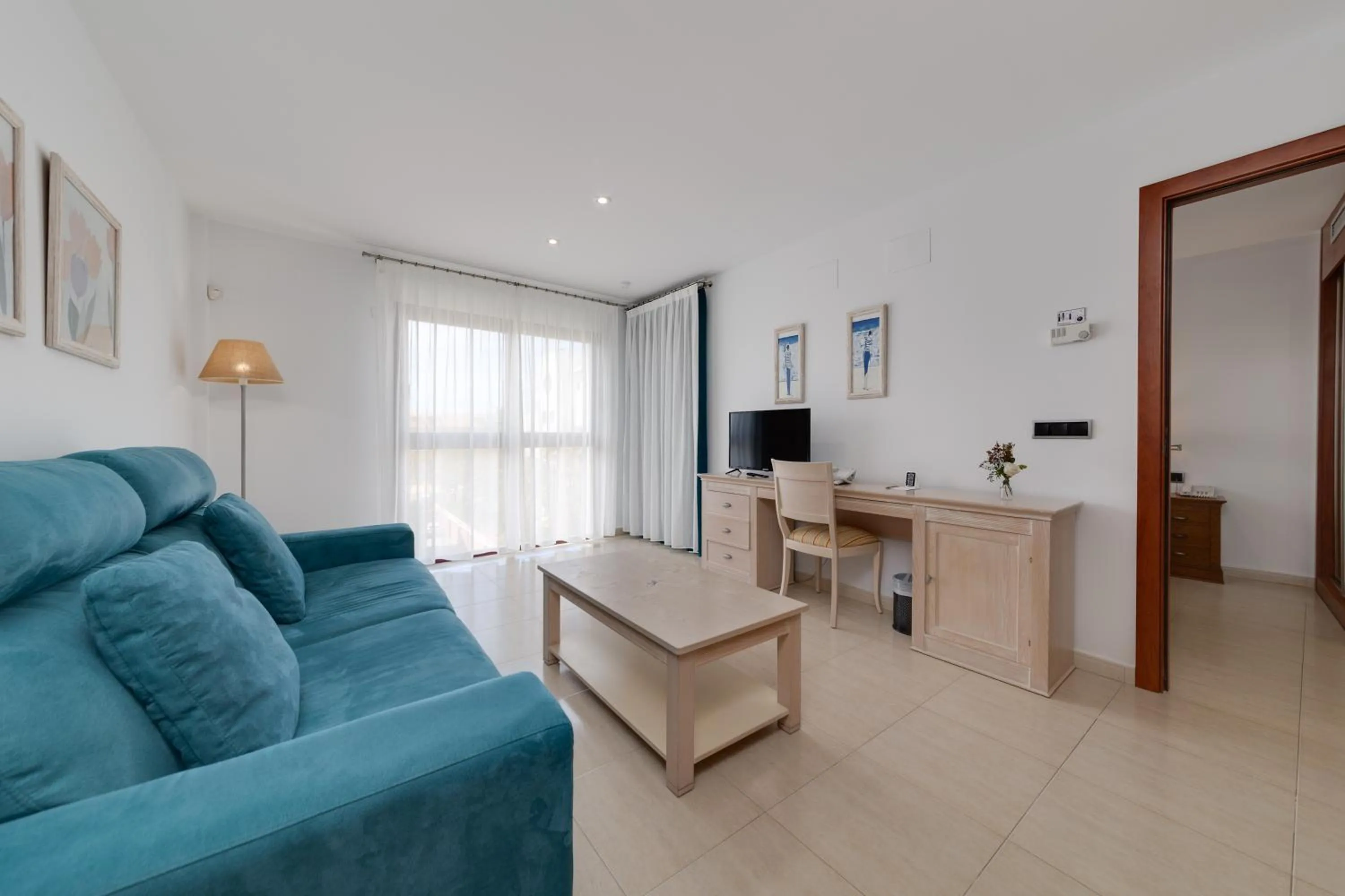 Living room in Daniya Denia Spa & Business 4*