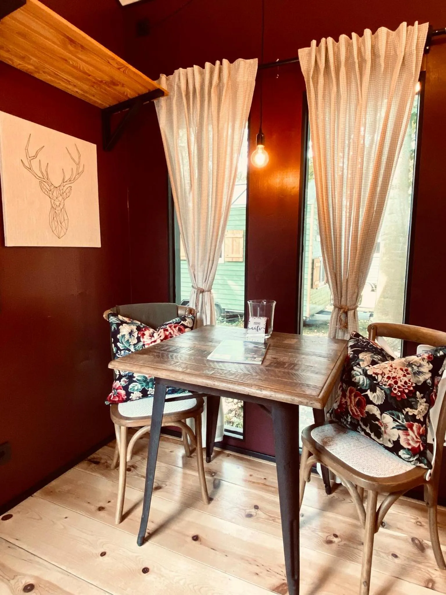 Living room in Tiny House Bigge im PIER9 Tiny House Hotel