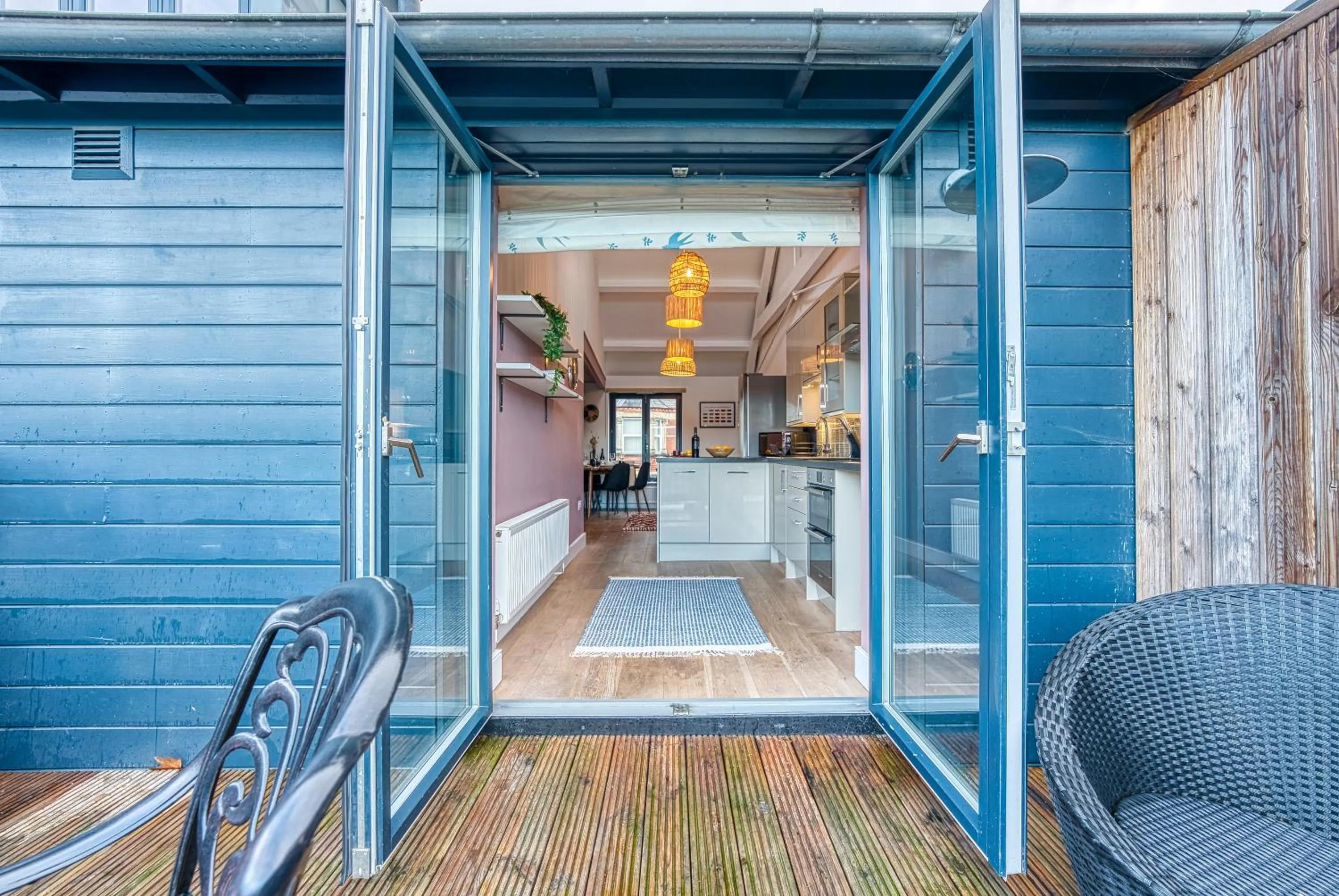 Balcony/Terrace in Ashcroft Loft by Home Stays Management - Stunning 3 Bedroom, 2 bathrooms, Charming central apartment featuring a balcony