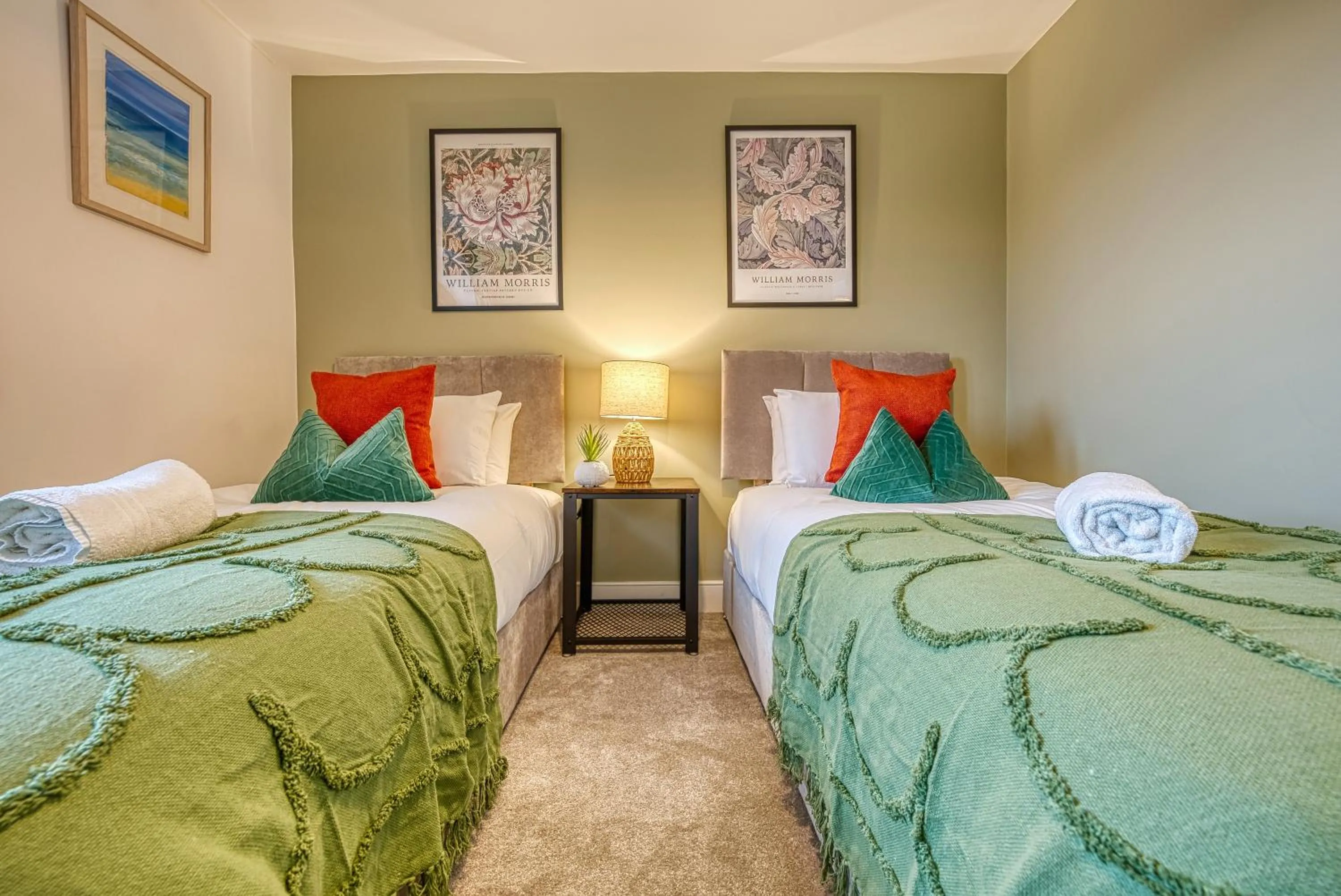 Bed in Ashcroft Loft by Home Stays Management - Stunning 3 Bedroom, 2 bathrooms, Charming central apartment featuring a balcony