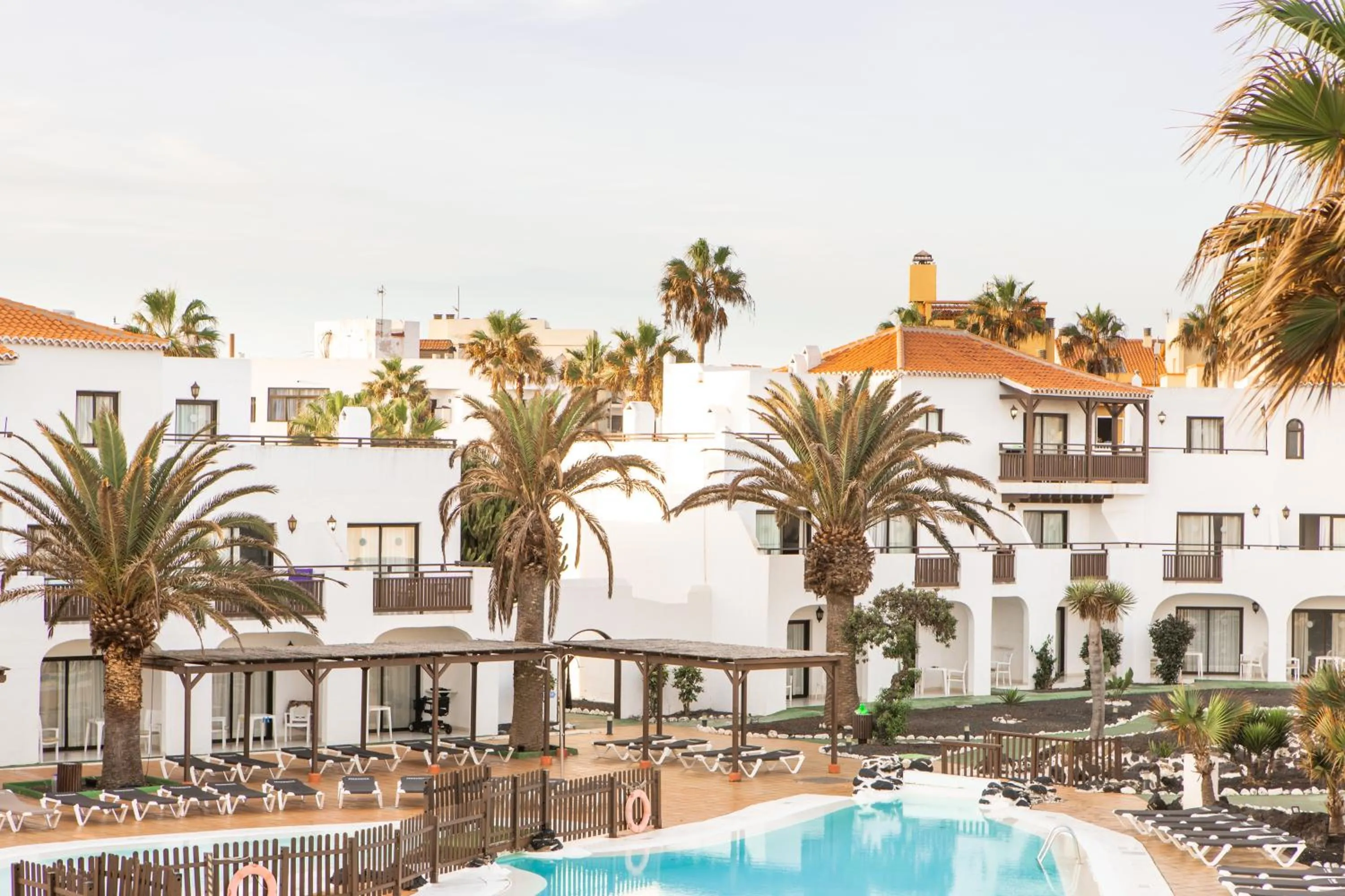 Swimming pool in Apartamentos Hesperia Bristol Playa