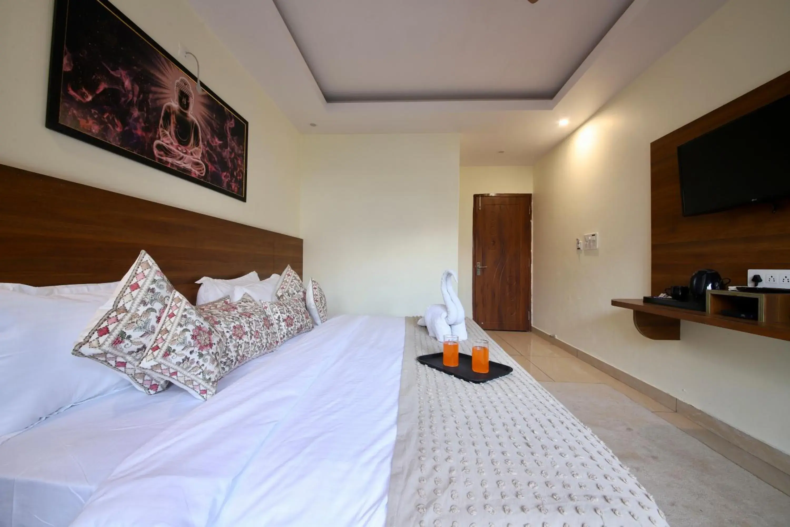 Bed in Perfectstayz Value Forest Valley Near Waterfall Bed in Perfectstayz Value Forest Valley Near Waterfall