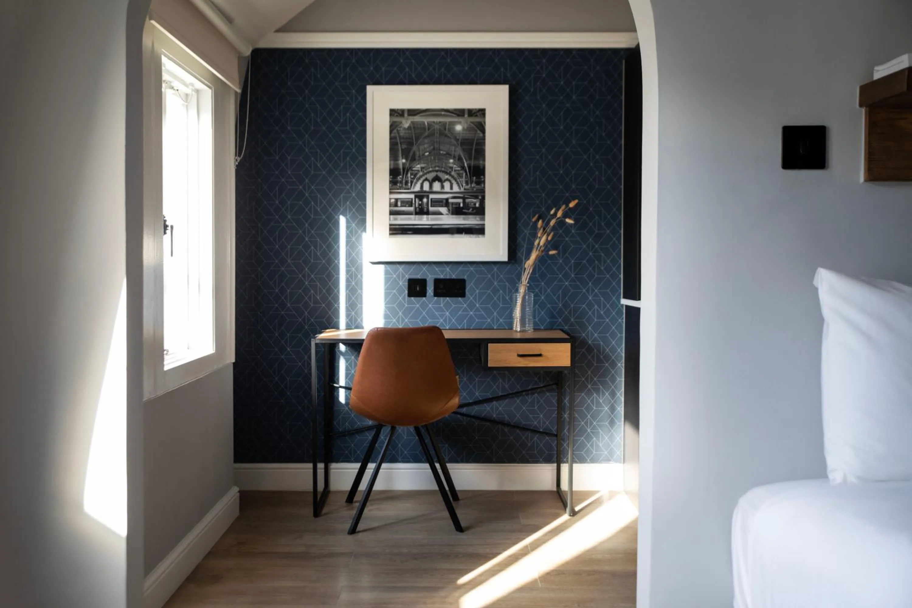 Living room, Bed in Bob W London Hyde Park