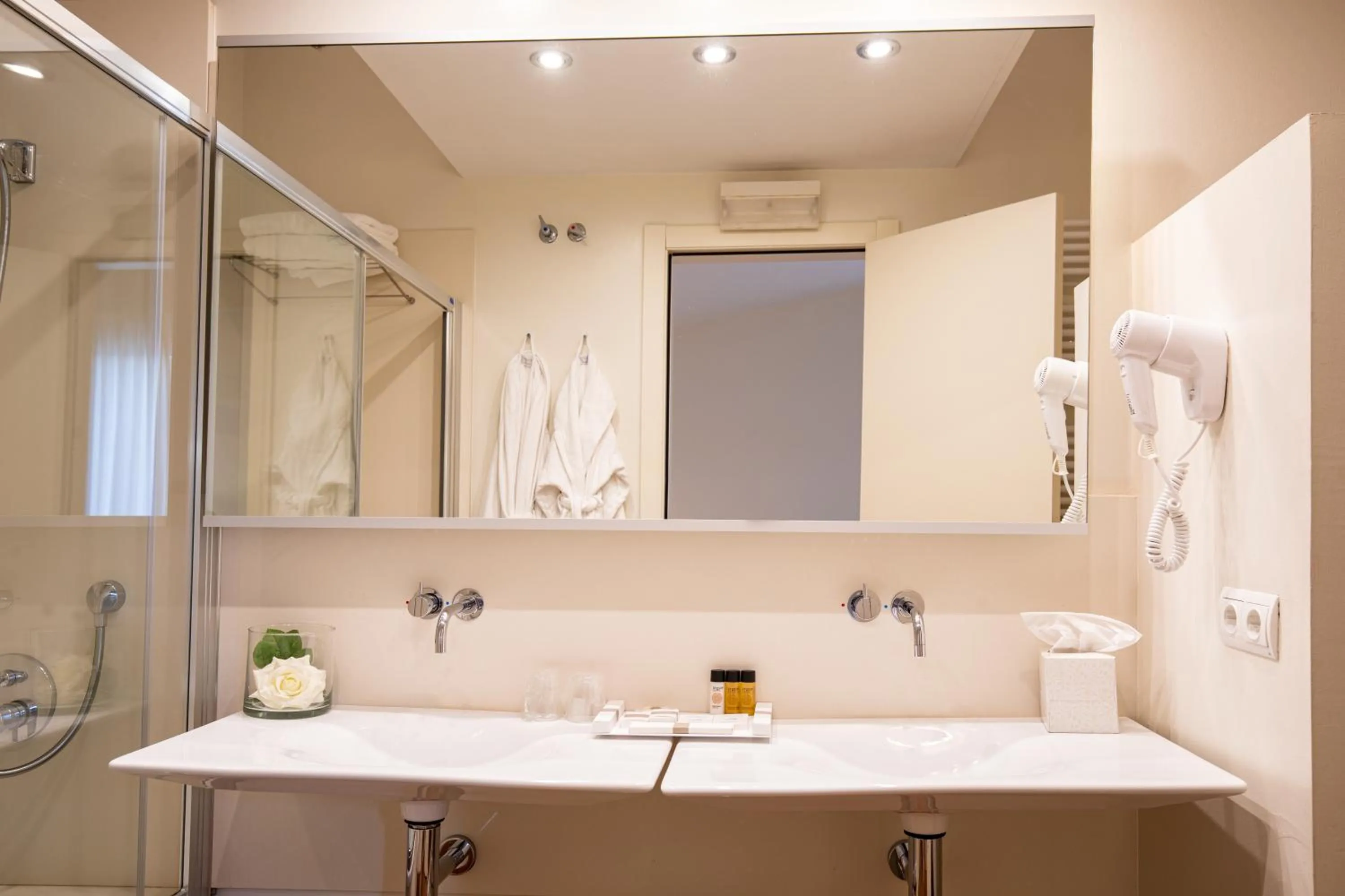 Bathroom in Tancat de Codorniu