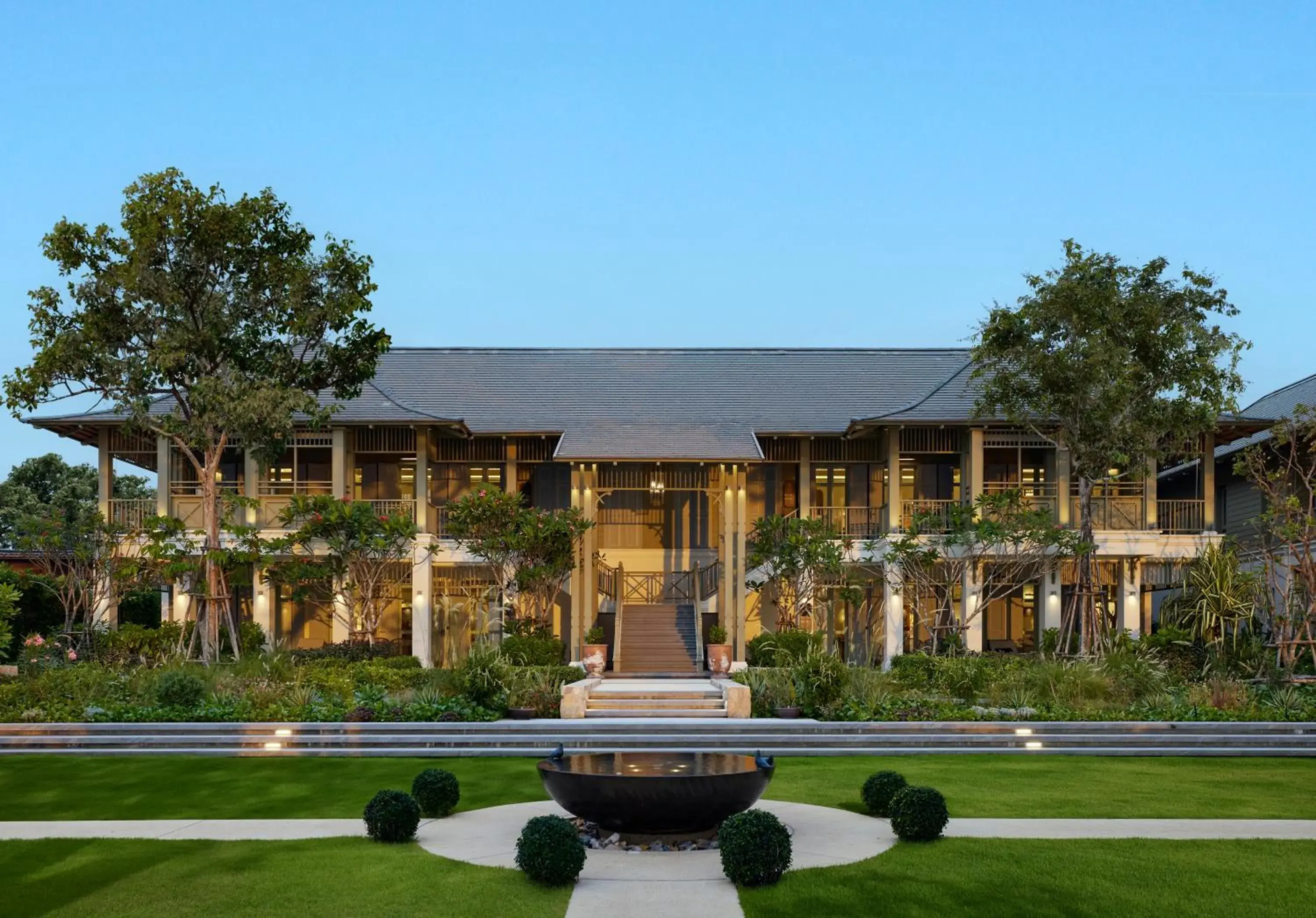 Property building in CHARRAS Bhawan Hotel and Residences Property building in CHARRAS Bhawan Hotel and Residences