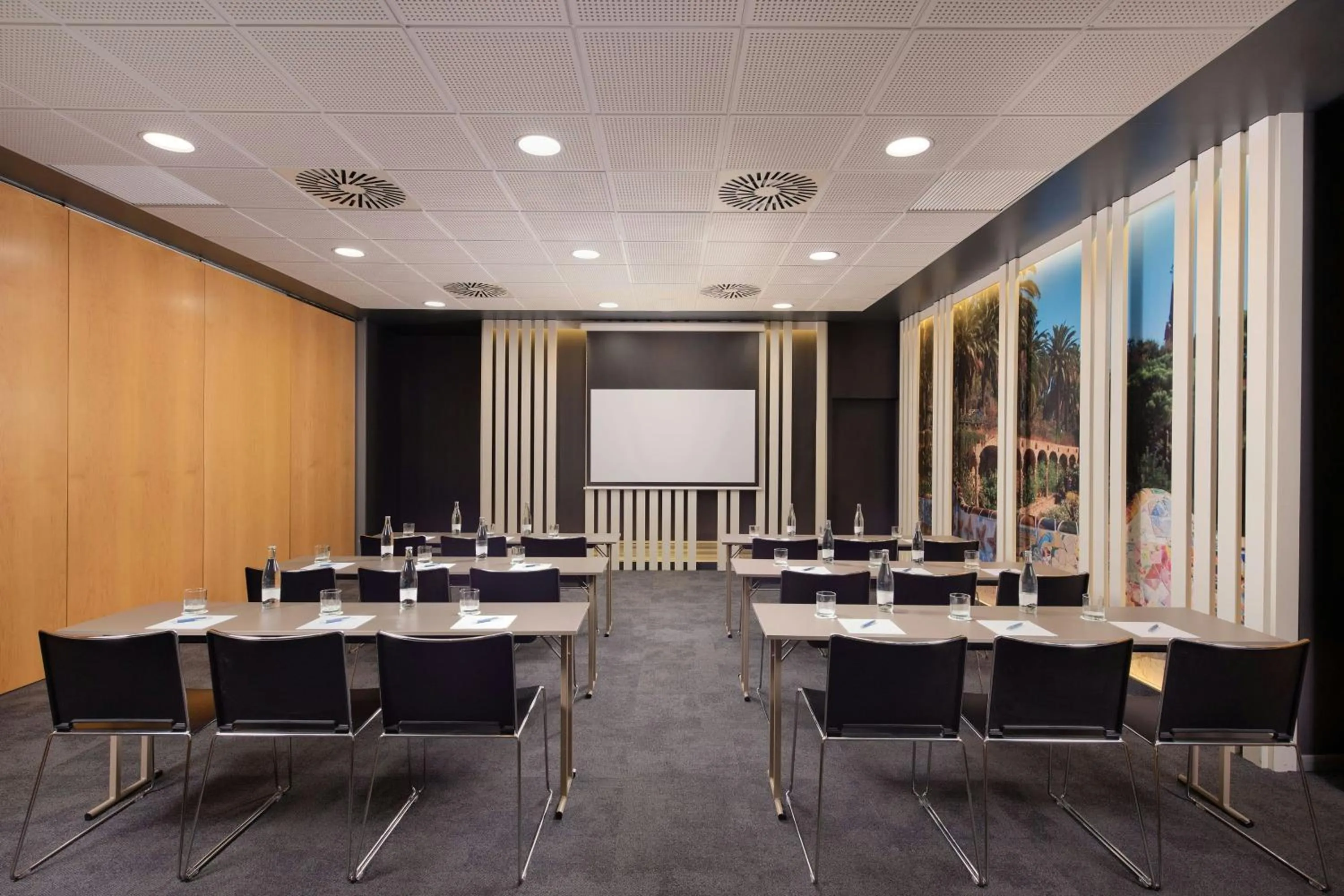 Meeting/conference room in Four Points by Sheraton Barcelona Diagonal