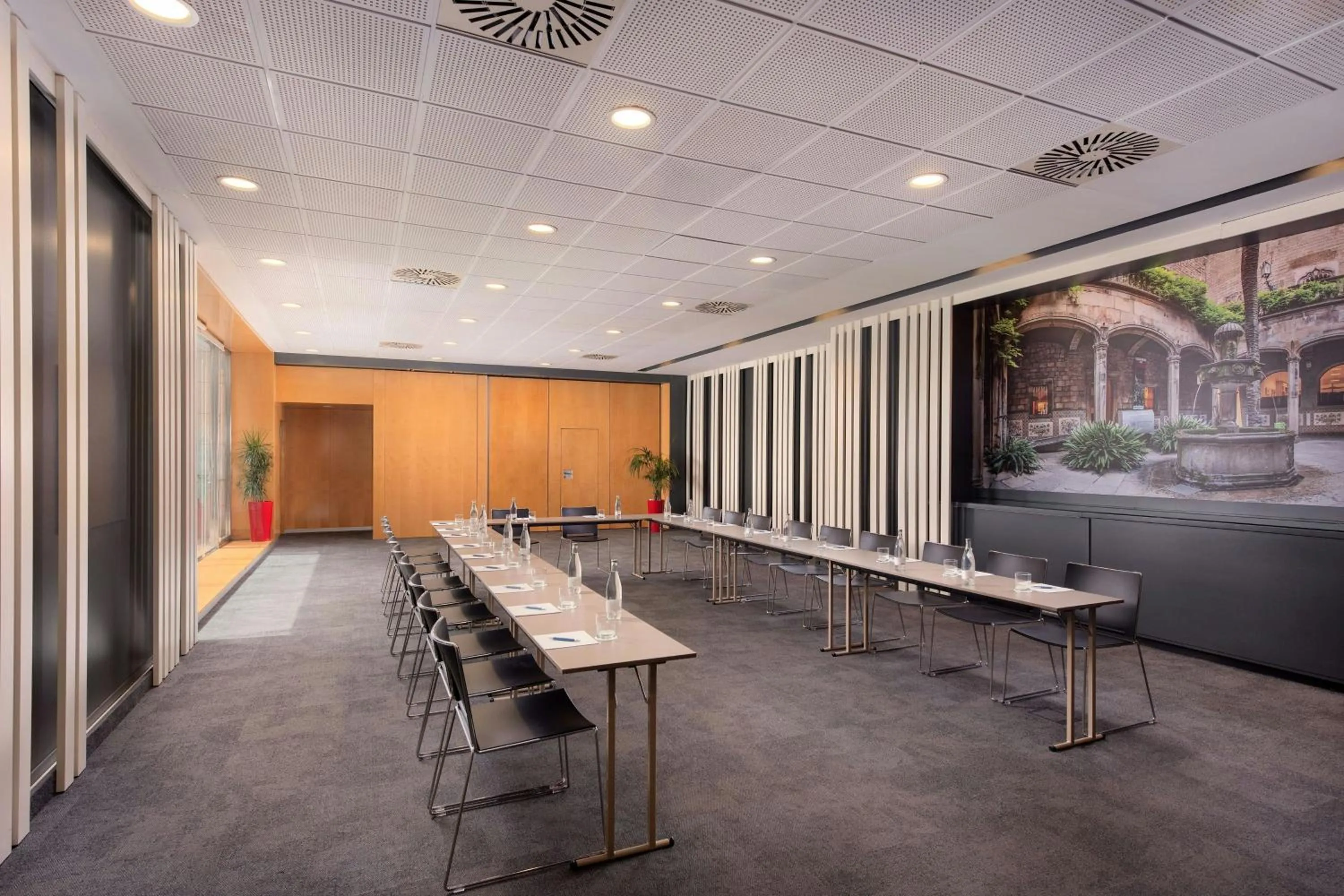 Meeting/conference room in Four Points by Sheraton Barcelona Diagonal