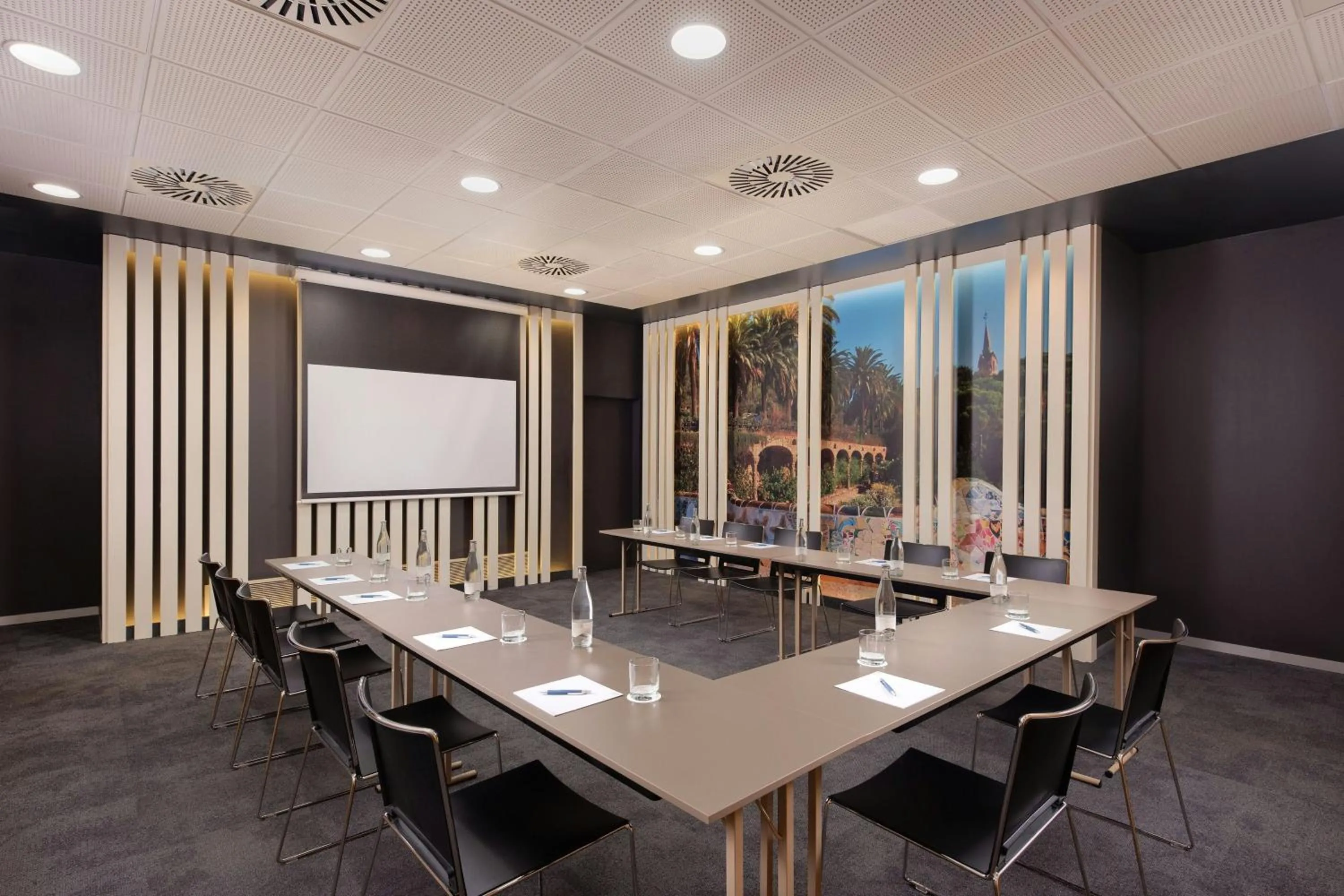 Meeting/conference room in Four Points by Sheraton Barcelona Diagonal