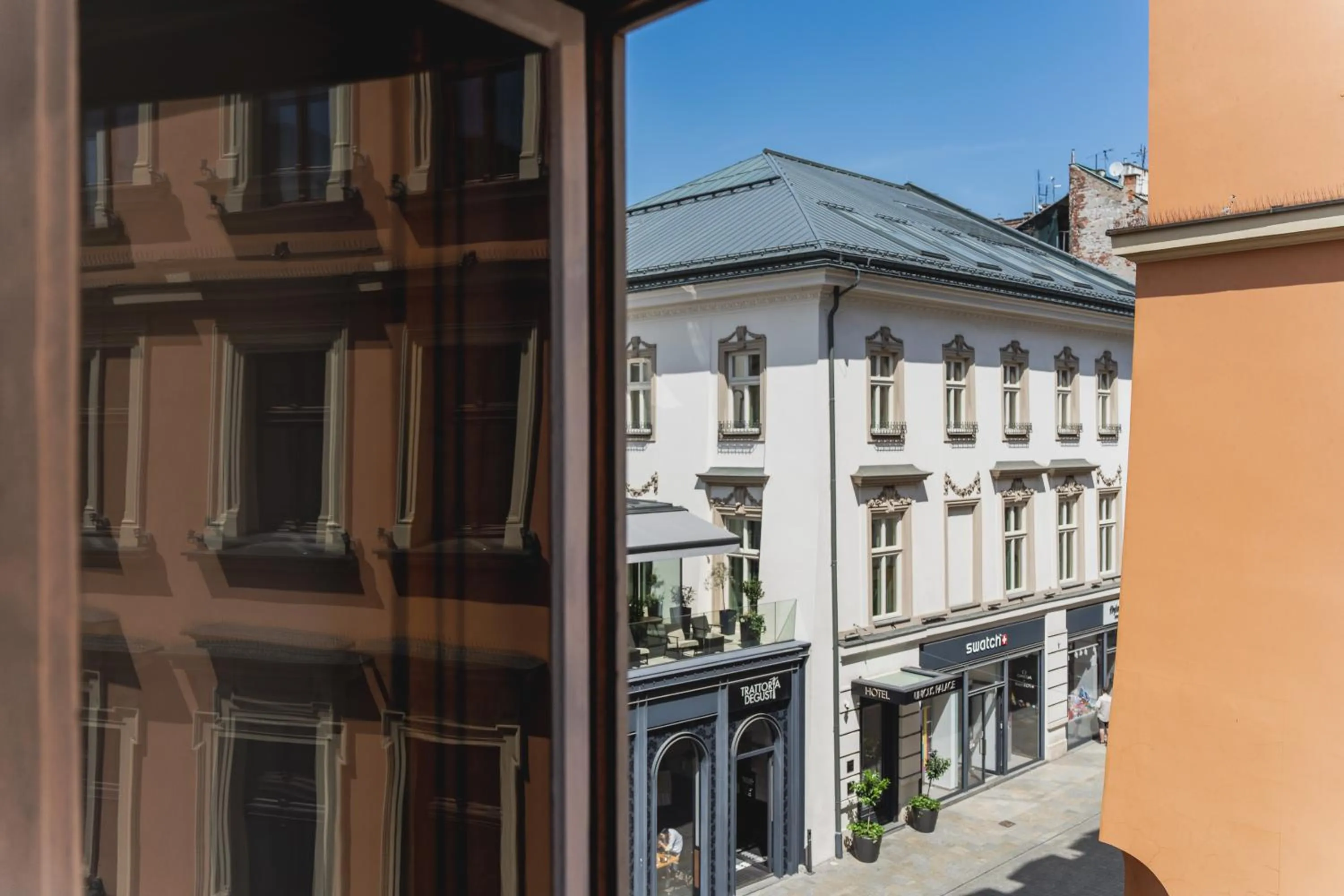 City view in N33 Premium Apartments Old Town Kraków - Destigo Hotels