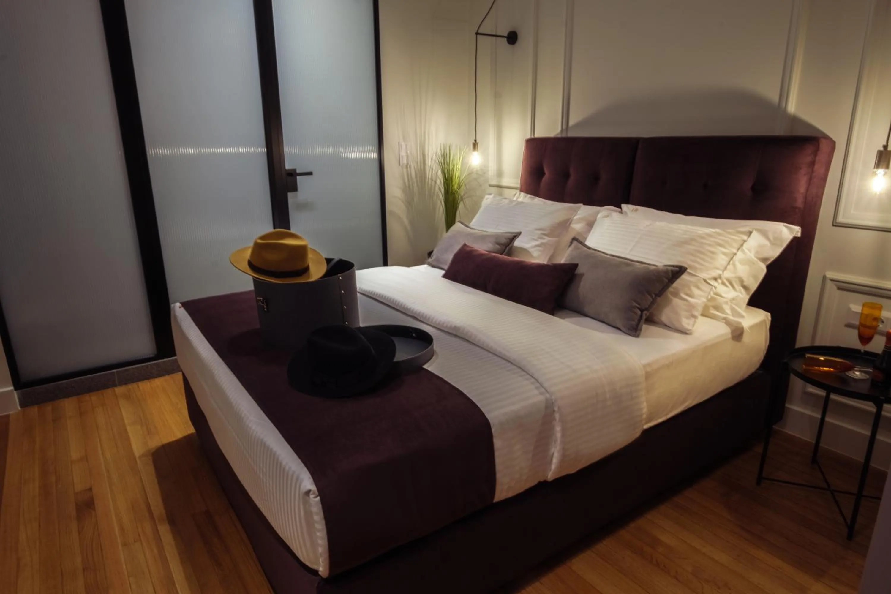 Bed in K23 Color Suites