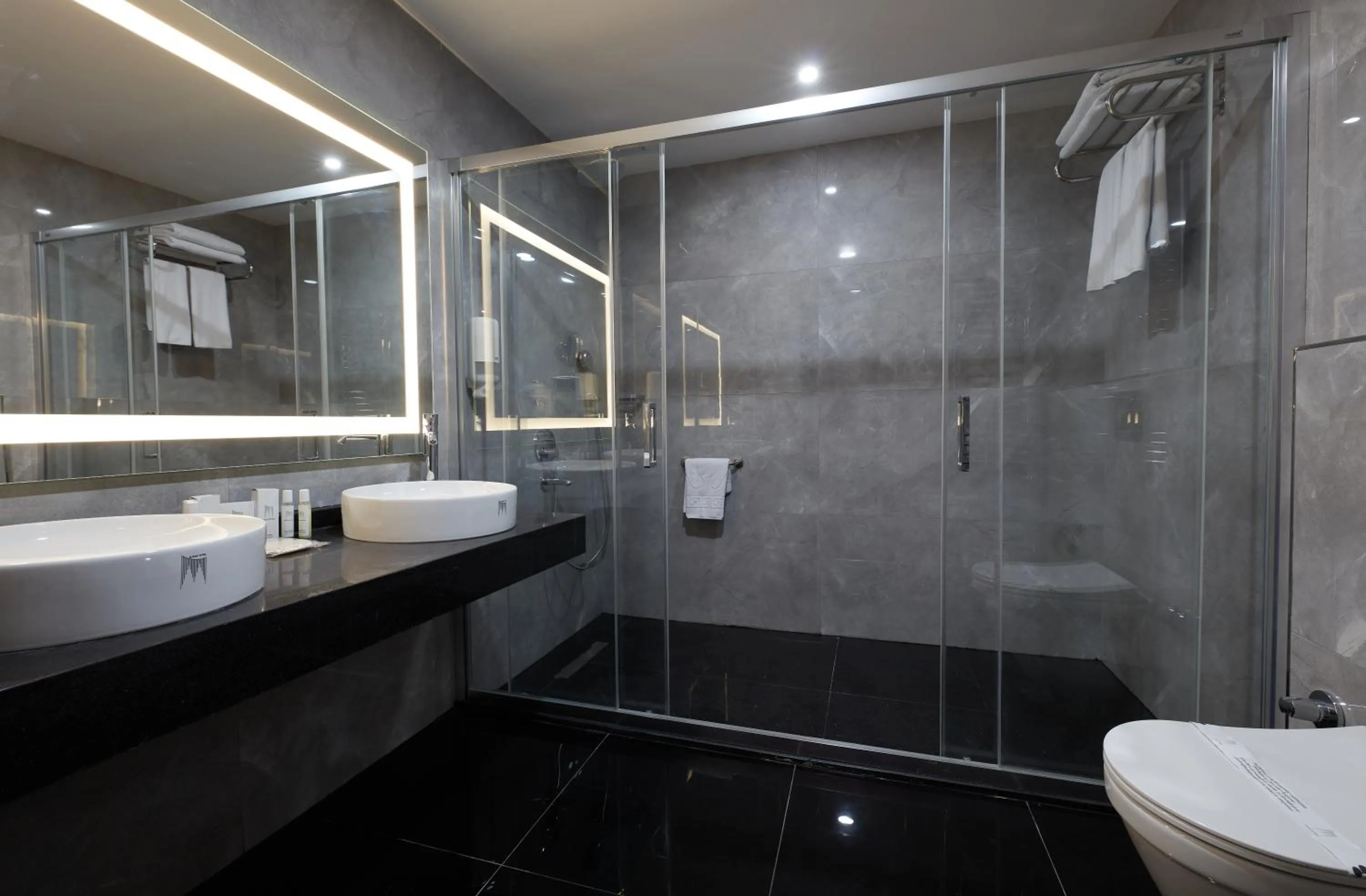Bathroom in Nova Vista Centrum Hotel Eskisehir, a Member of Radisson Individuals