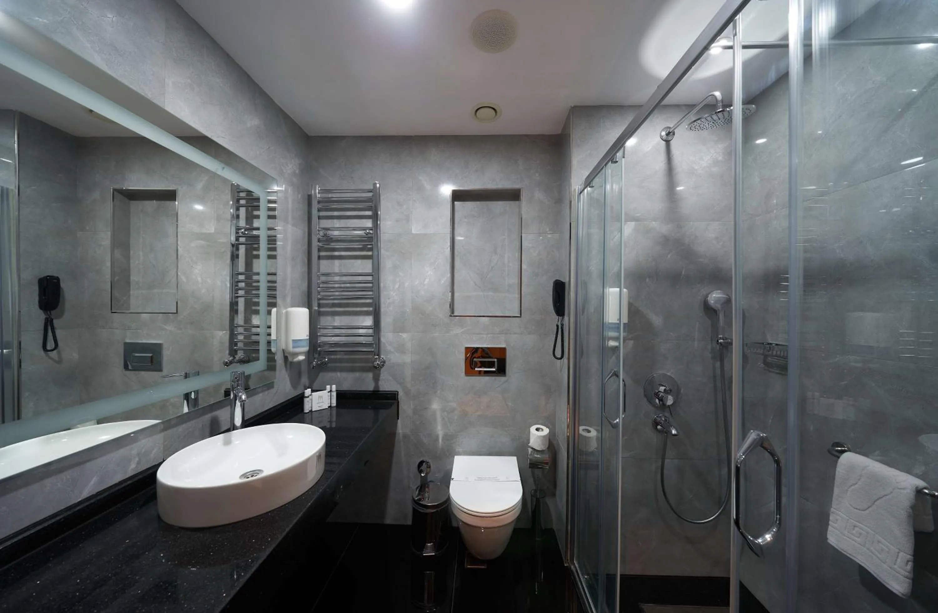 Bathroom in Nova Vista Centrum Hotel Eskisehir, a Member of Radisson Individuals