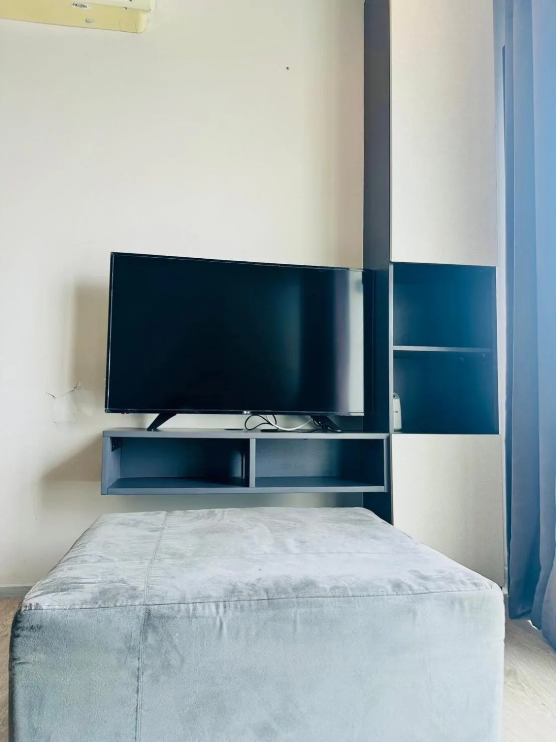 Bed in The Base Central Pattaya