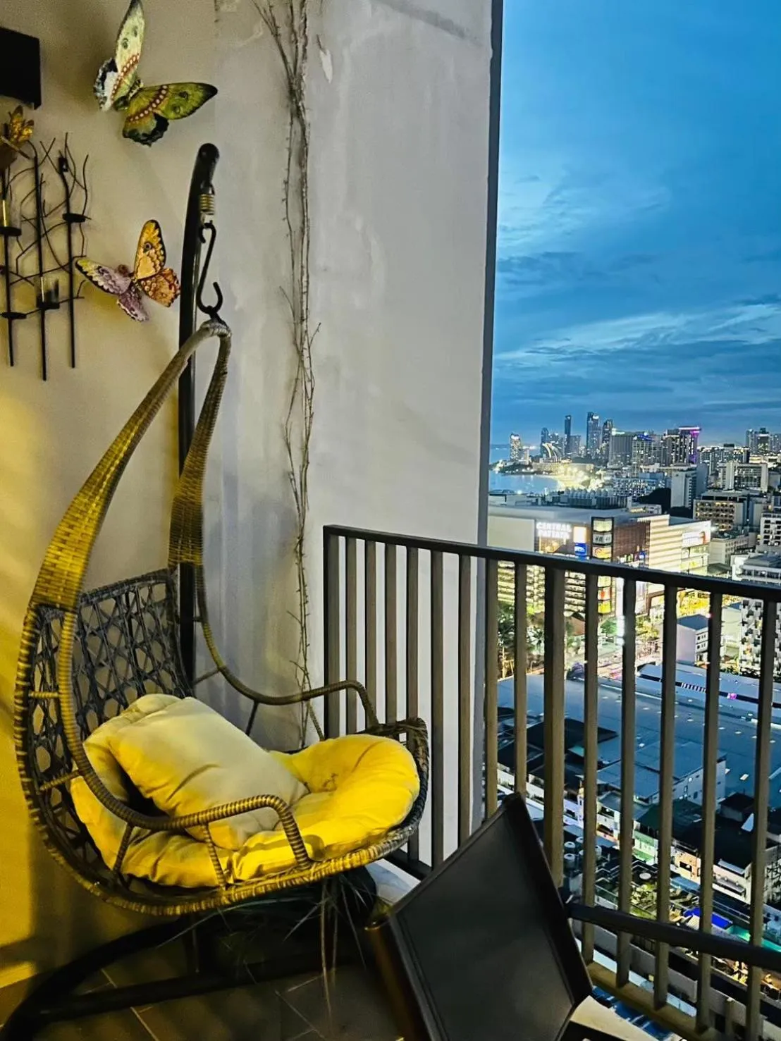 The Base Central Pattaya