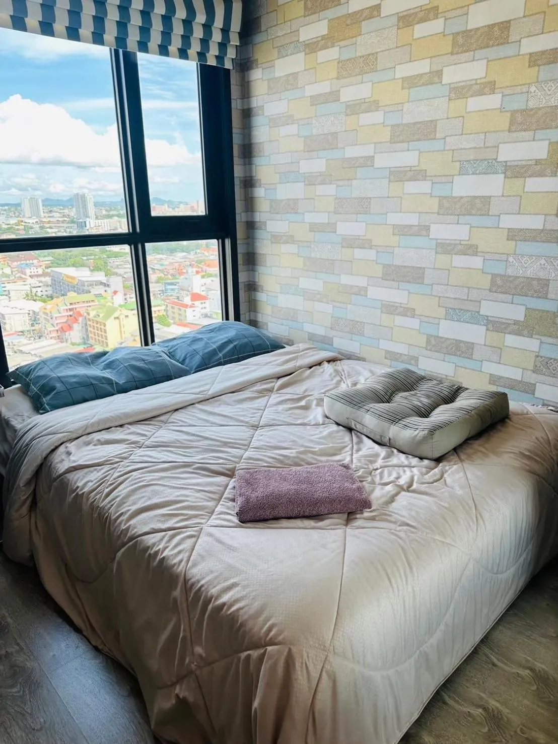 Bed in The Base Central Pattaya