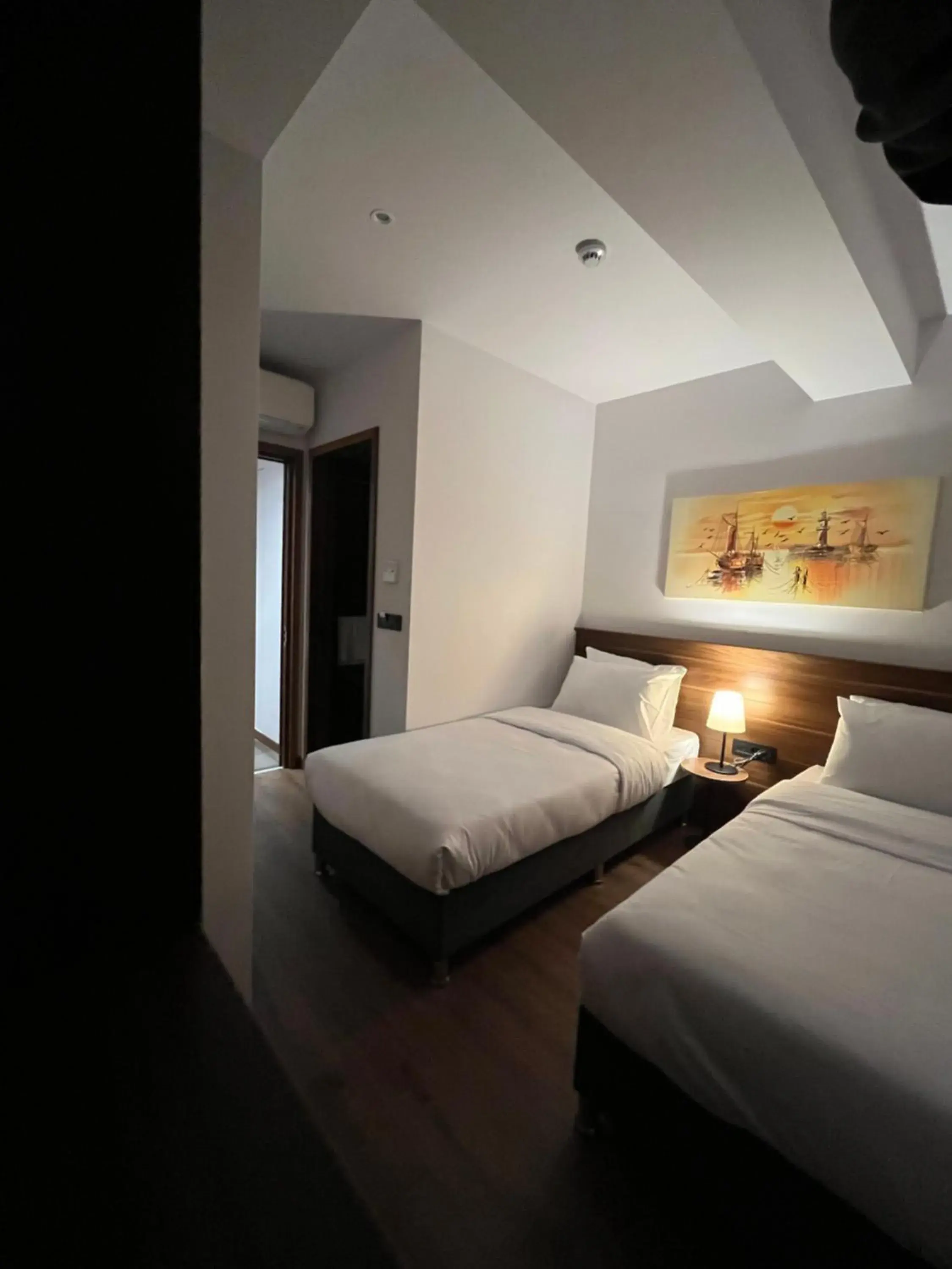 Twin Room with Shower - single occupancy in PALMERA HAGIA SOPHIA Hotel Twin Room with Shower - single occupancy in PALMERA HAGIA SOPHIA Hotel