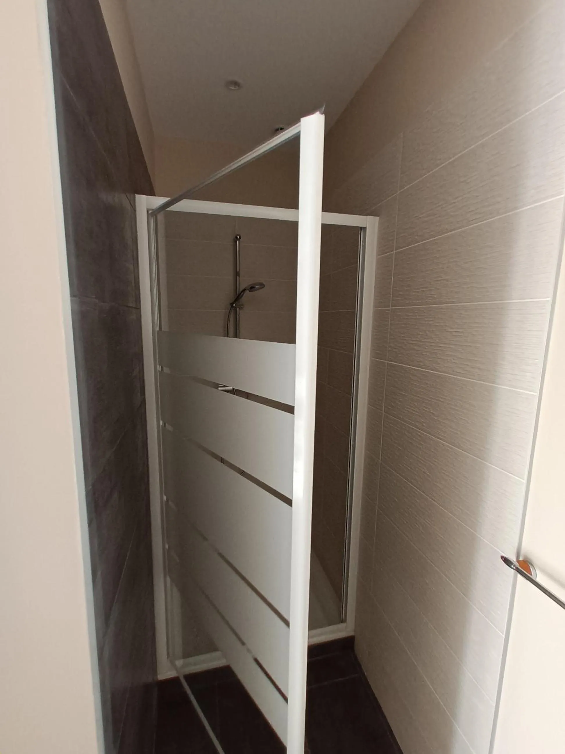 Bathroom in BASTIDE DES MARTELIERES