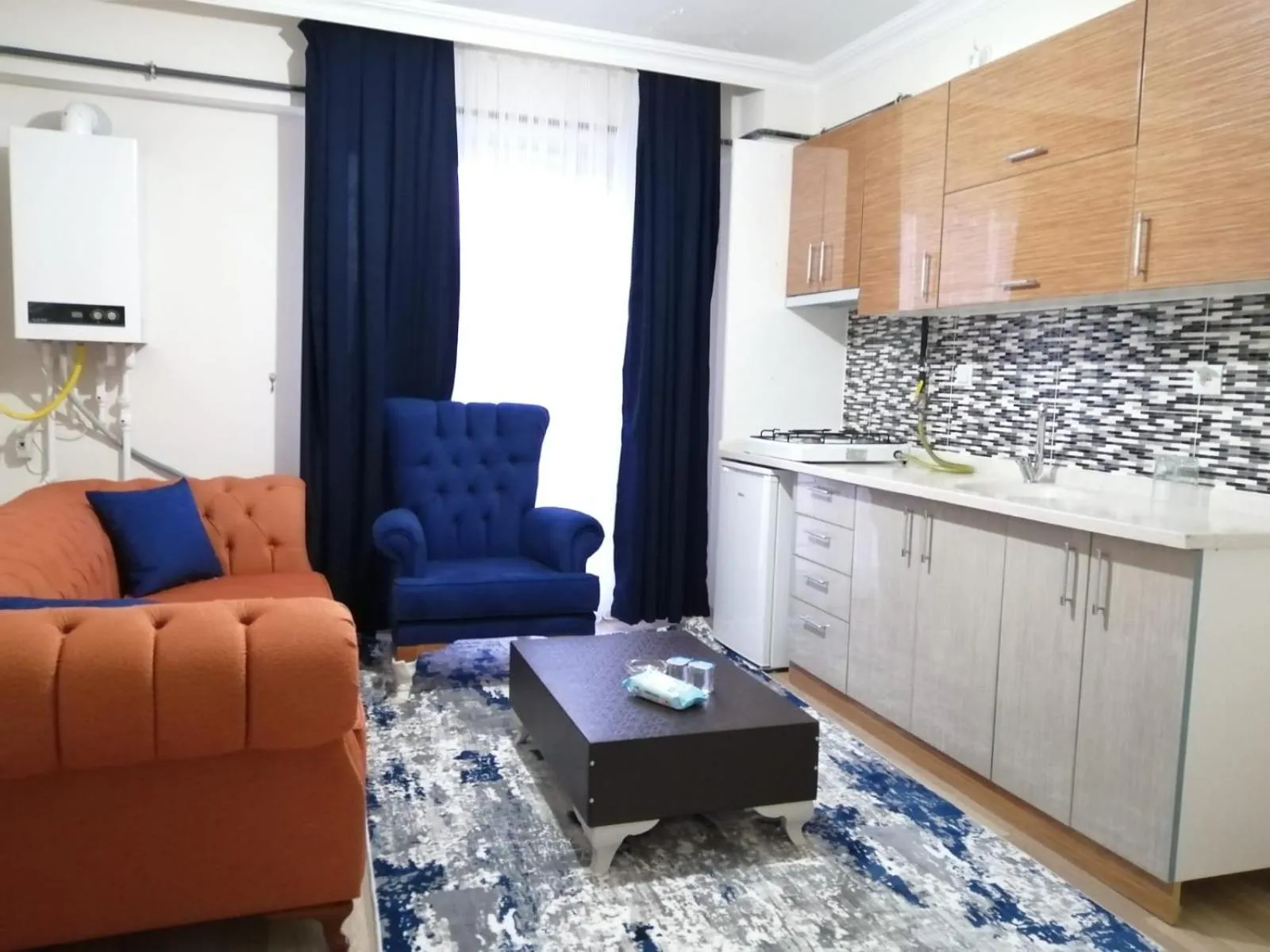 Kitchen or kitchenette in AYDOĞDU SUİT OTEL