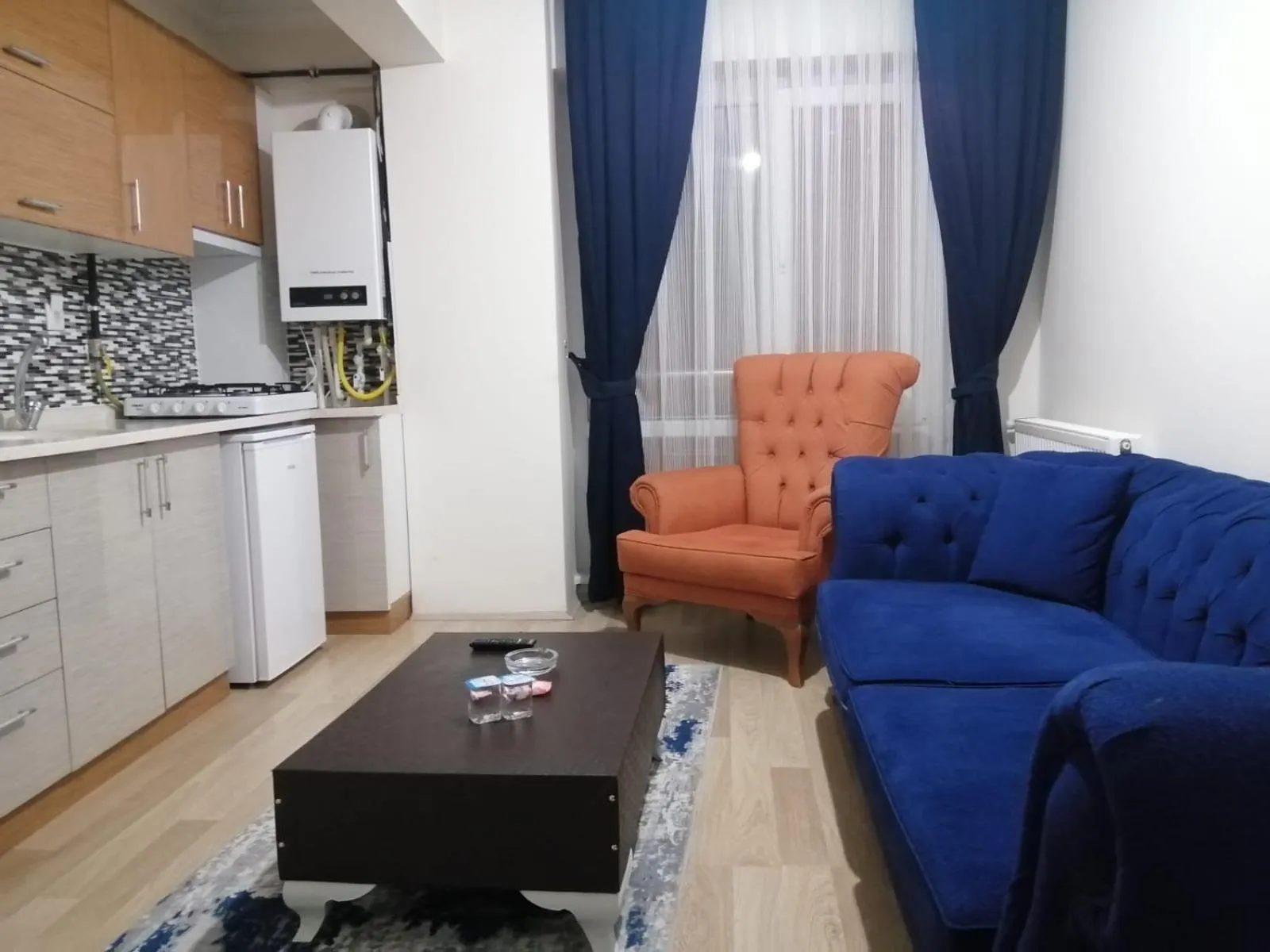 Kitchen or kitchenette in AYDOĞDU SUİT OTEL