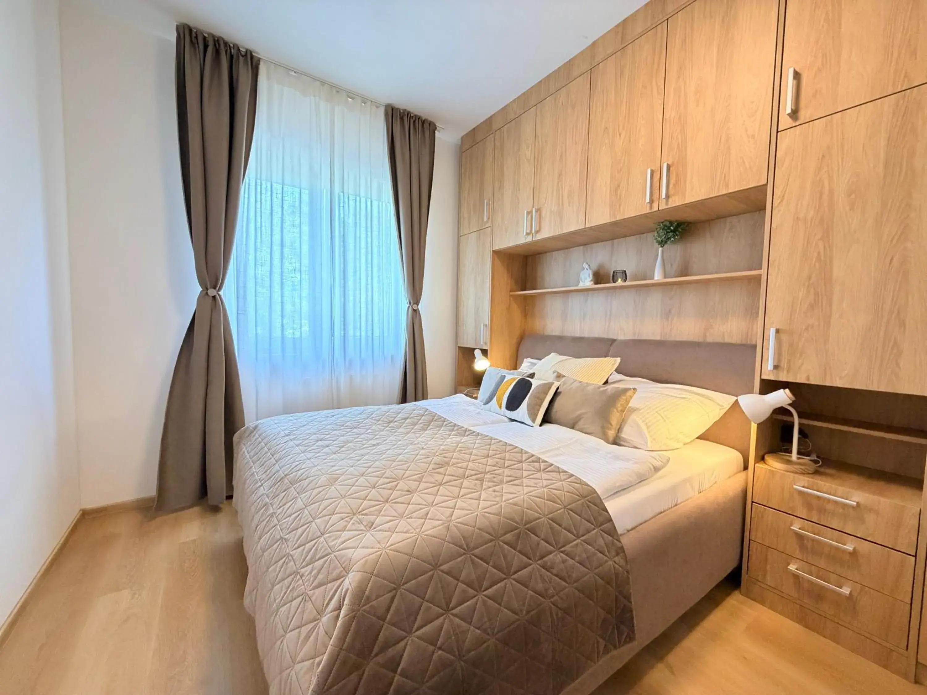 Classic One-Bedroom Apartment with King Bed in Parkside Apartments Prague Classic One-Bedroom Apartment with King Bed in Parkside Apartments Prague