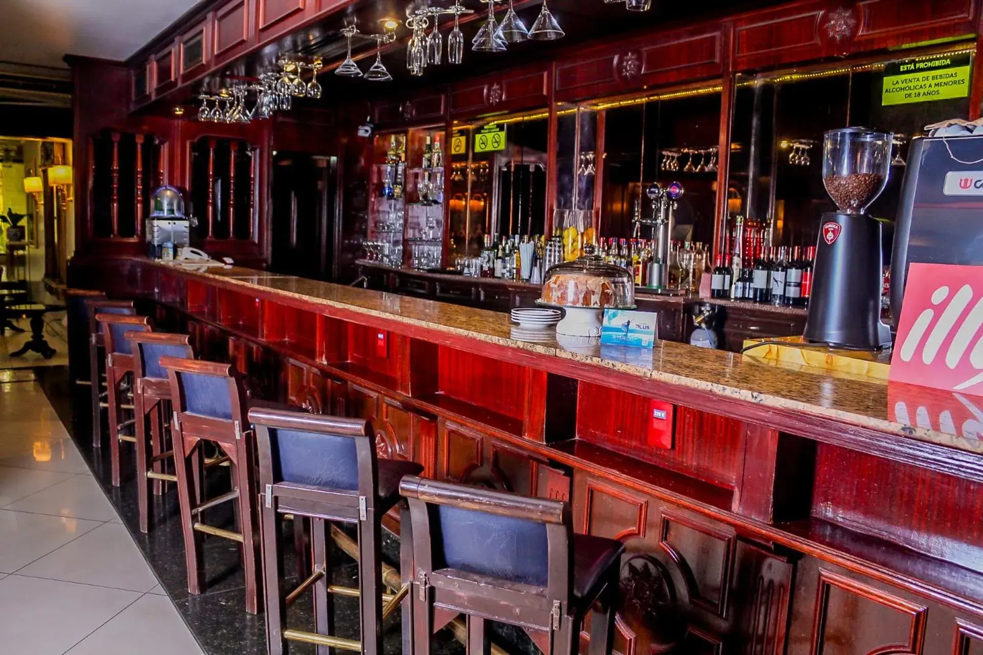 Restaurant/places to eat in Nobile Suites Excelsior Asuncion Restaurant/places to eat in Nobile Suites Excelsior Asuncion