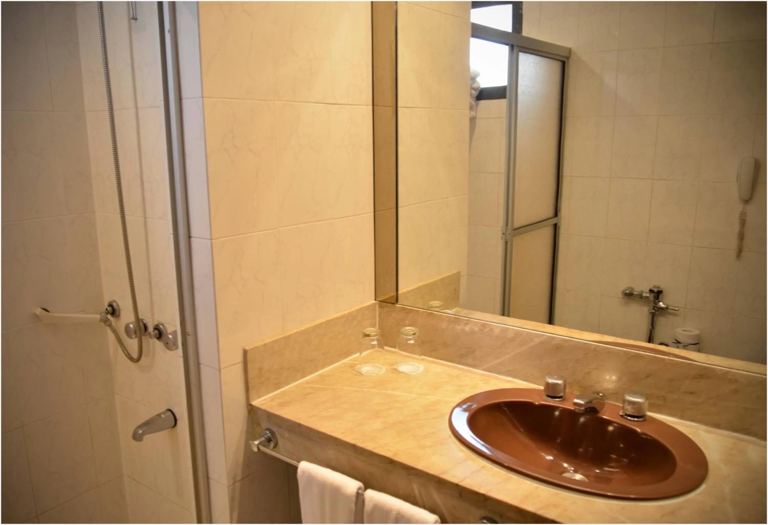 Bathroom in Nobile Suites Excelsior Asuncion